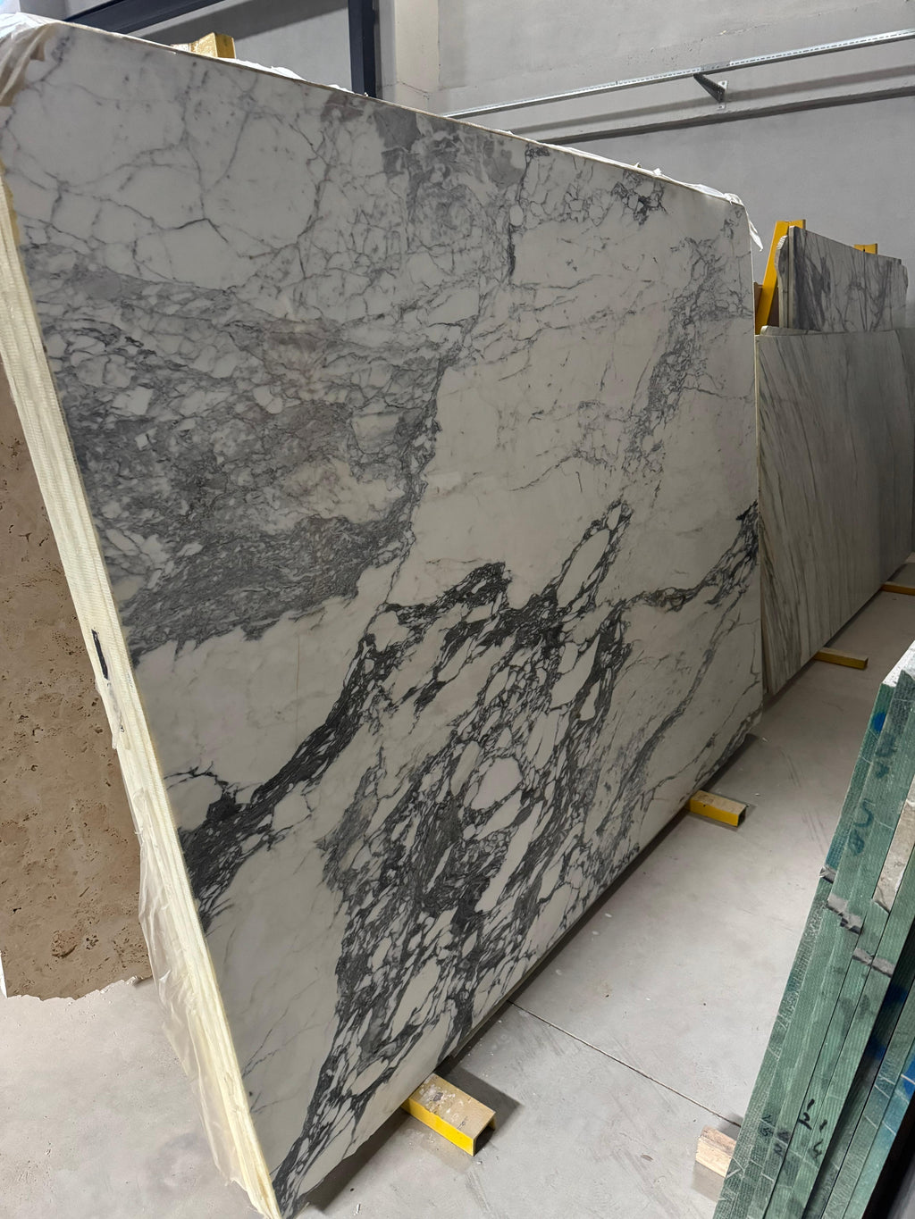 https://a.1stdibscdn.com/calacatta-square-coffee-table-marble-center-coffee-table-calacatta-marble-for-sale-picture-5/f_91932/f_450547021747403586404/WhatsApp_Image_2025_05_16_at_11_15_38_master.jpeg