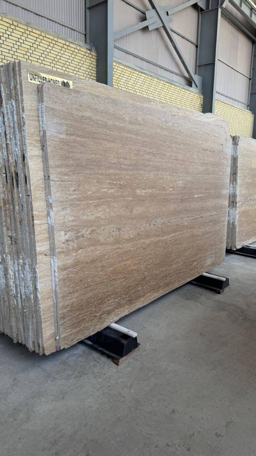 https://a.1stdibscdn.com/round-travertine-marble-table-beige-marble-dining-round-table-for-sale-picture-10/f_91932/f_451955121748333957506/WhatsApp_Image_2025_05_27_at_11_18_49_master.jpeg
