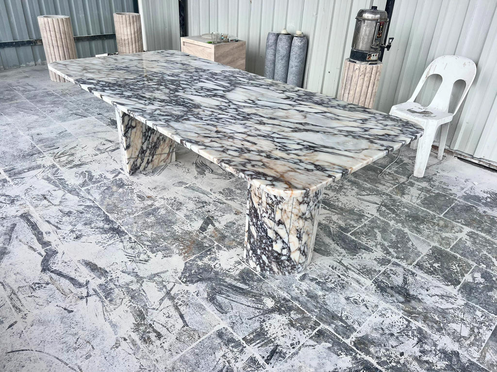 https://a.1stdibscdn.com/custom-calacatta-viola-marble-table-contemporary-design-premium-piece-for-sale-picture-5/f_91932/f_462195821754911213480/WhatsApp_Image_2025_05_27_at_13_17_50_2__master.jpeg