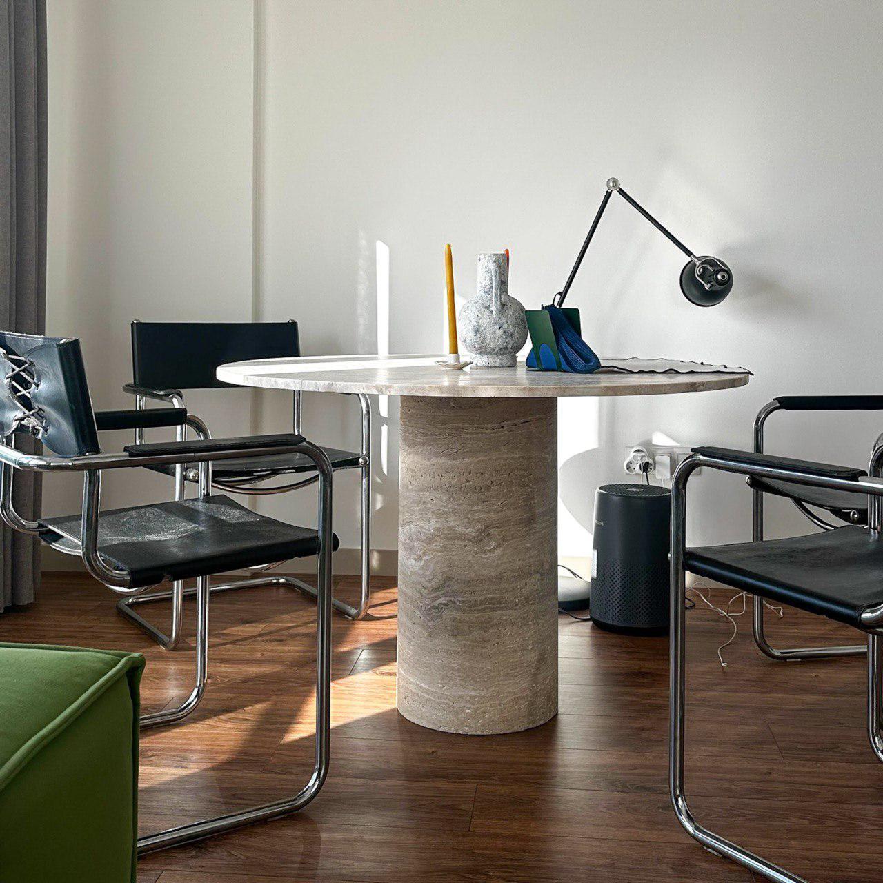 https://a.1stdibscdn.com/travertine-round-dining-table-for-kitchen-or-dining-room-natural-stone-table-for-sale-picture-8/f_91932/f_459233821753093545888/WhatsApp_Image_2025_05_30_at_17_43_43_master.jpeg