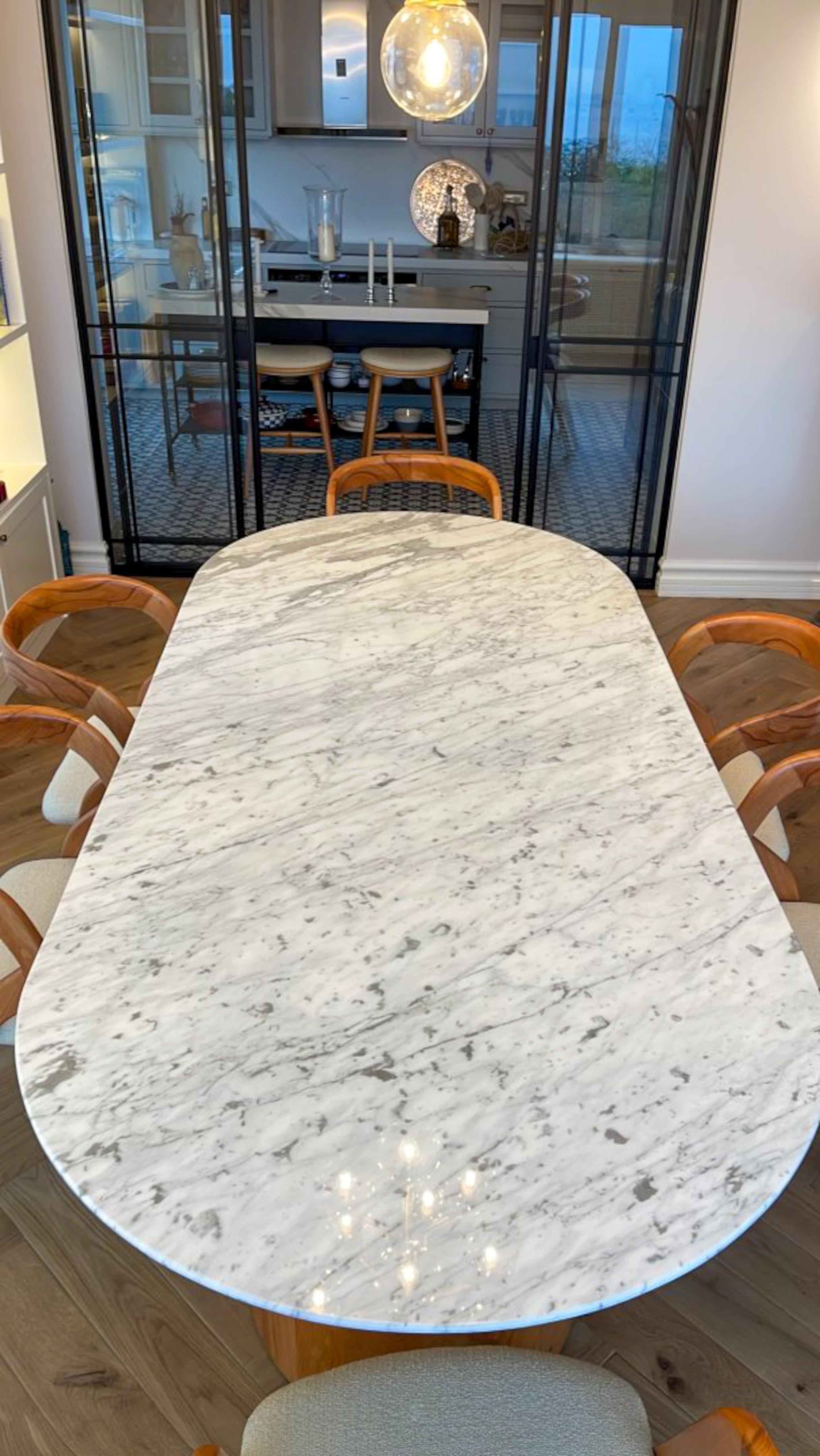 https://a.1stdibscdn.com/white-carrara-marble-dining-table-white-marble-dinner-table-for-sale-picture-7/f_91932/f_456319821751017405118/WhatsApp_Image_2025_06_27_at_12_36_08_5__master.jpeg