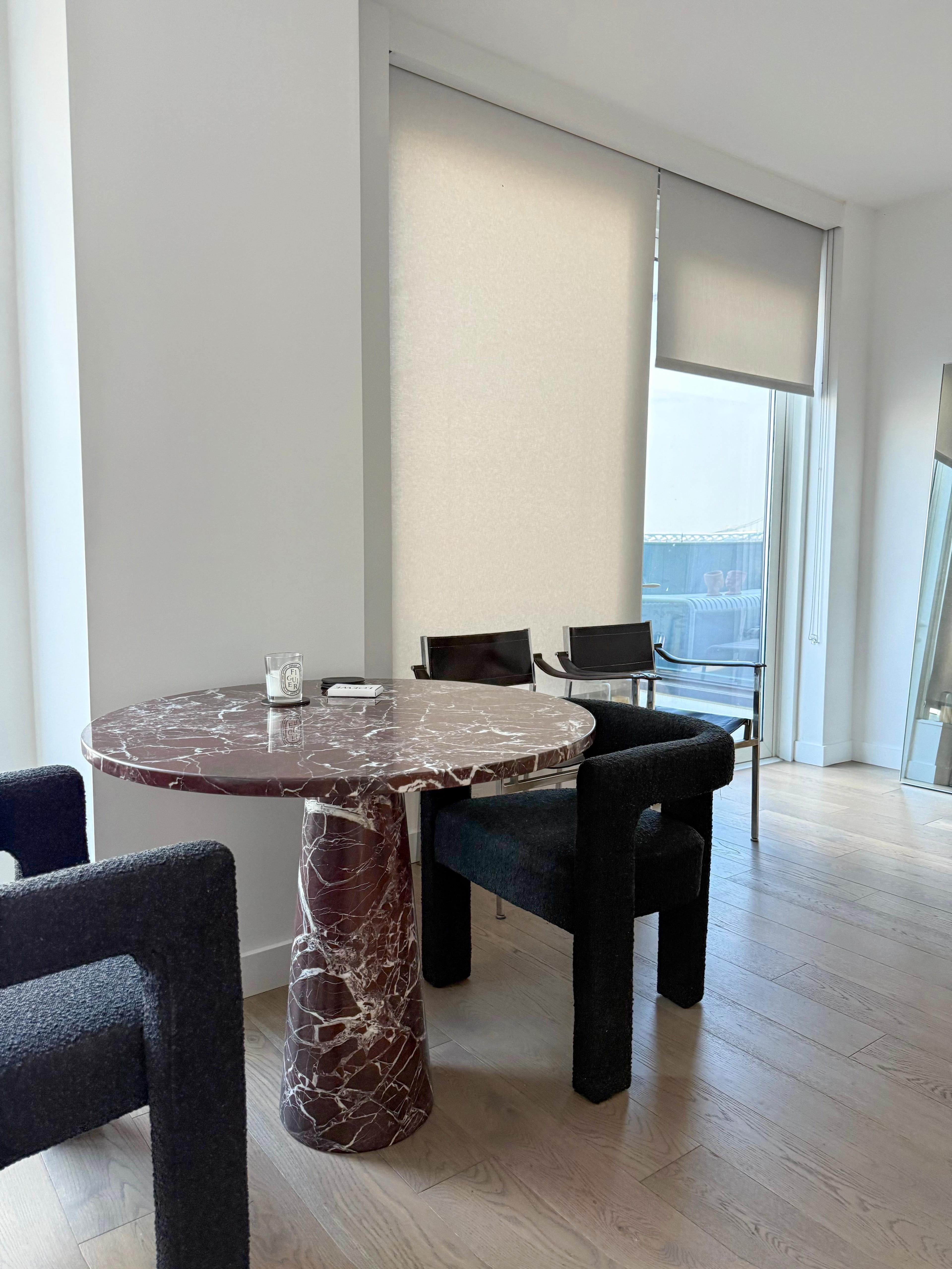 https://a.1stdibscdn.com/rosso-levanto-red-fully-marble-dining-table-round-marble-table-round-red-table-for-sale-picture-5/f_91932/f_461021321754058443821/WhatsApp_Image_2025_08_01_at_17_14_17_1__master.jpeg