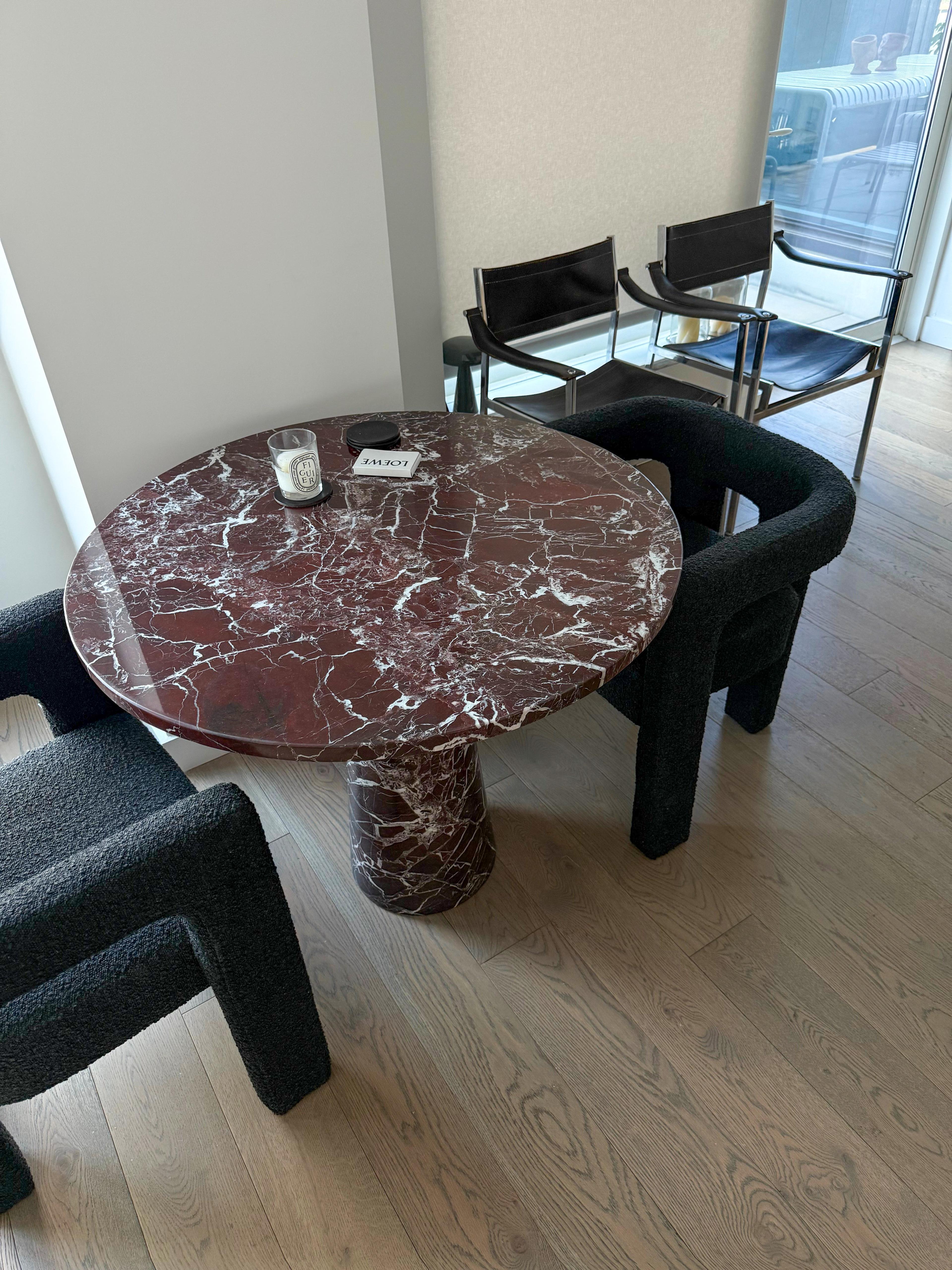 https://a.1stdibscdn.com/rosso-levanto-red-fully-marble-dining-table-round-marble-table-round-red-table-for-sale-picture-4/f_91932/f_461021321754058445950/WhatsApp_Image_2025_08_01_at_17_14_17_2__master.jpeg