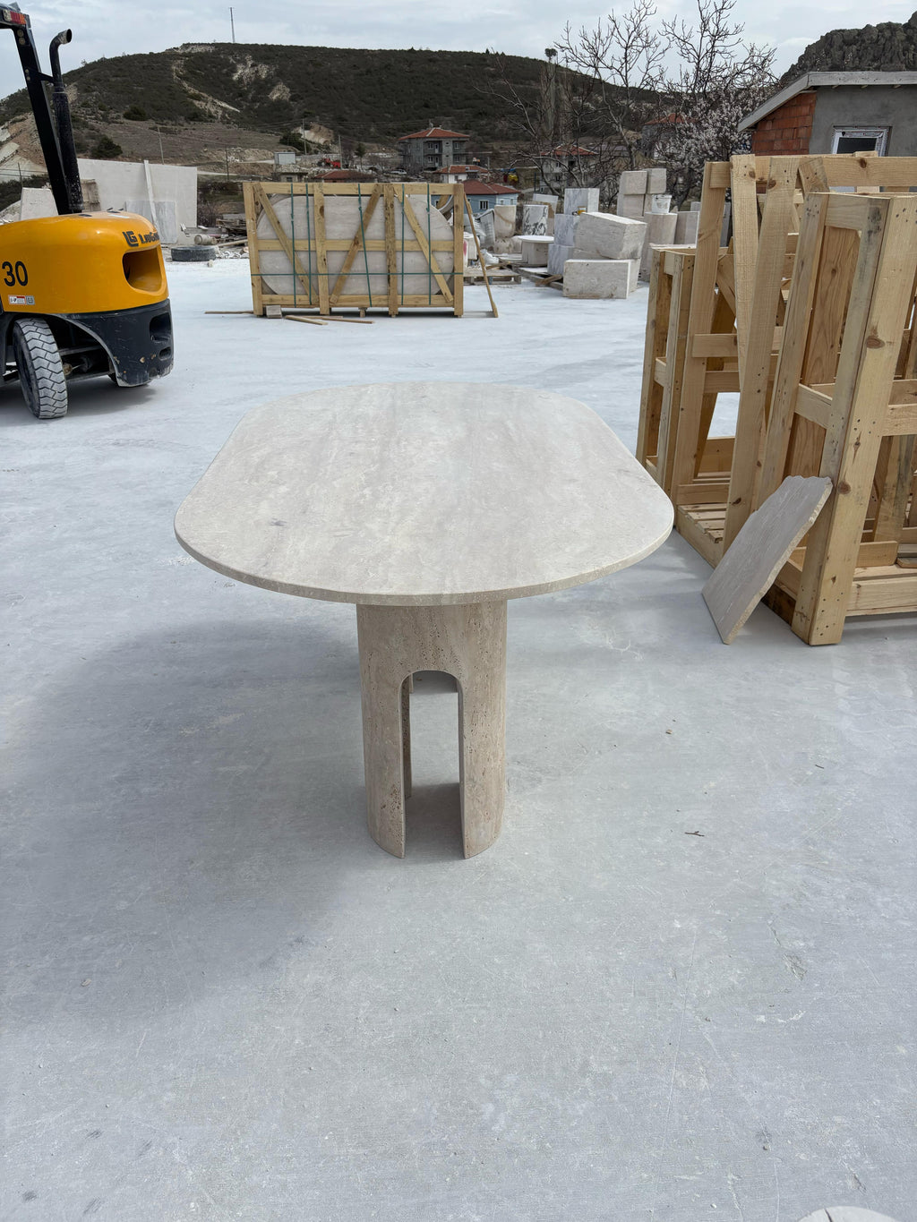 https://a.1stdibscdn.com/italian-travertine-sculptural-handmade-dining-table-custom-travertine-table-for-sale-picture-5/f_91932/f_461773321754578409384/WhatsApp_Image_2025_08_07_at_17_50_39_3__master.jpeg