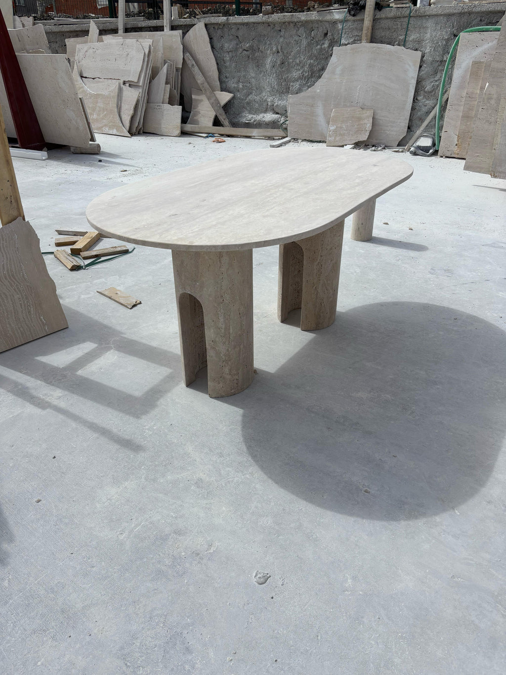 https://a.1stdibscdn.com/italian-travertine-sculptural-handmade-dining-table-custom-travertine-table-for-sale-picture-2/f_91932/f_461773321754578409753/WhatsApp_Image_2025_08_07_at_17_50_39_6__master.jpeg