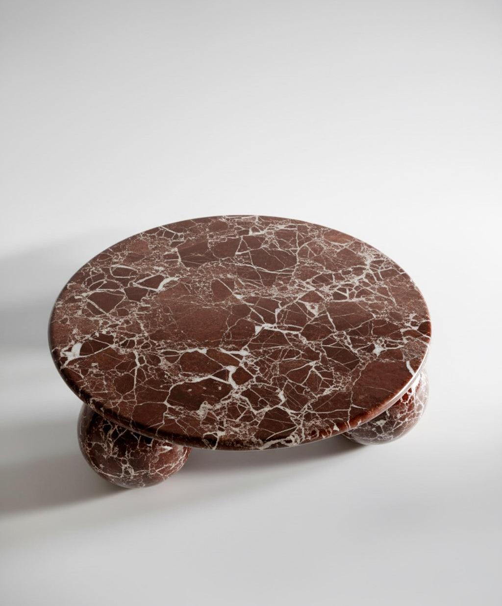 https://a.1stdibscdn.com/round-rosso-levanto-marble-coffee-table-red-marble-center-table-for-sale-picture-4/f_91932/f_464991021756821821399/WhatsApp_Image_2025_09_02_at_16_16_38_master.jpeg
