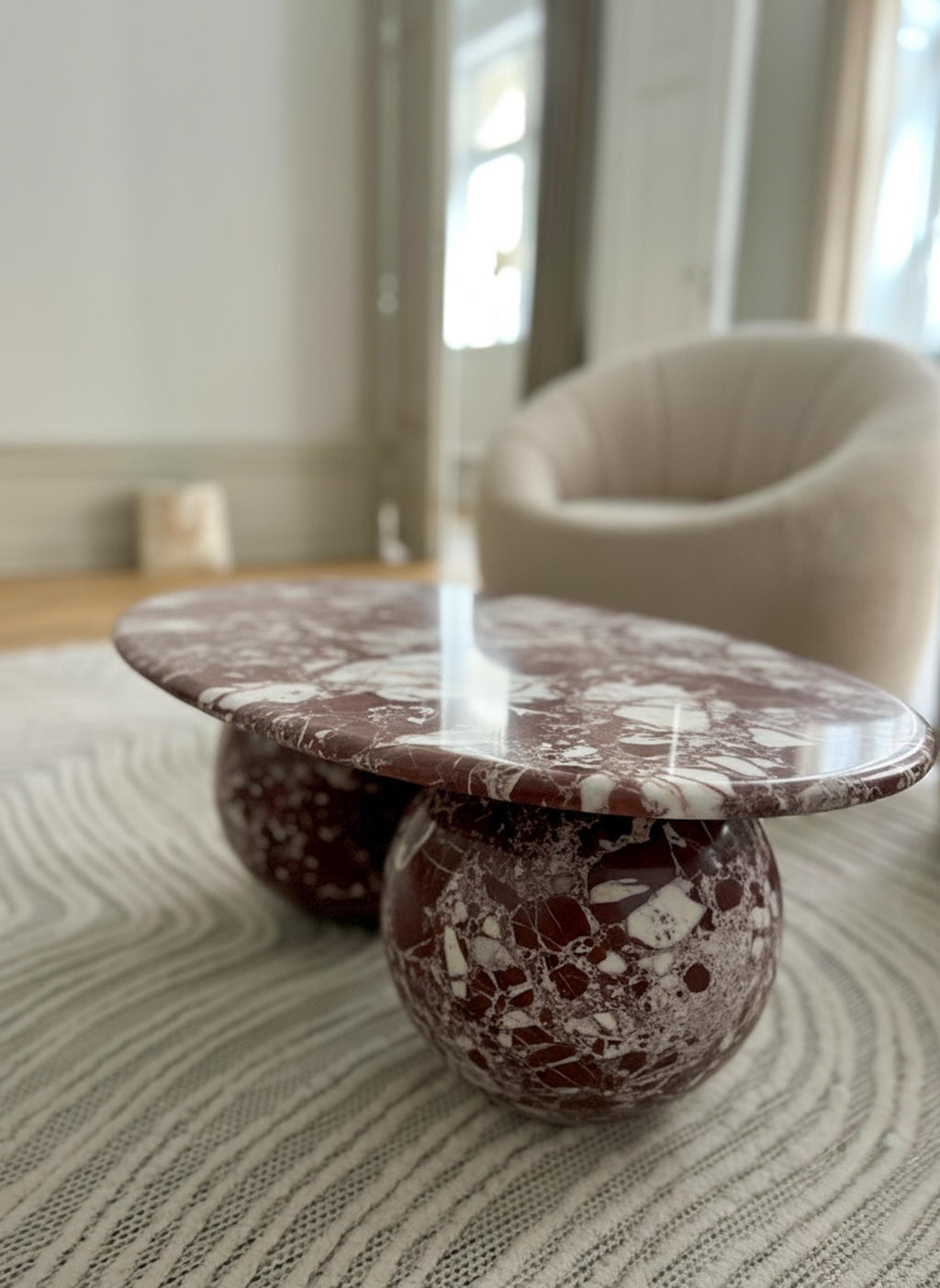 https://a.1stdibscdn.com/modern-rosso-levanto-red-marble-coffee-table-marble-end-table-side-table-for-sale-picture-3/f_91932/f_466041921757496573175/WhatsApp_Image_2025_09_02_at_16_18_45_3__master.jpeg