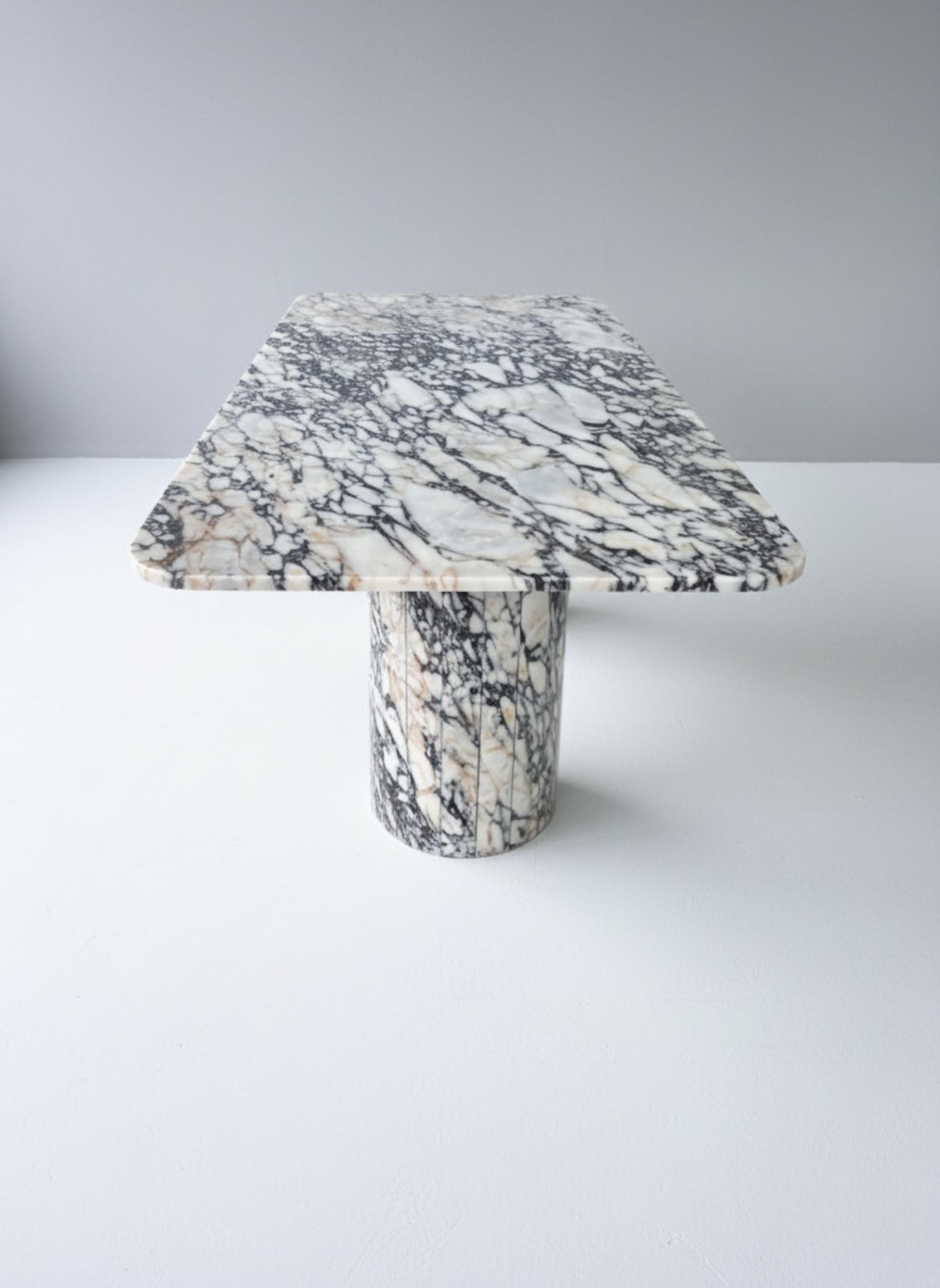 https://a.1stdibscdn.com/calacatta-viola-dining-marble-table-marble-base-table-for-sale-picture-5/f_91932/f_466316821757669684407/WhatsApp_Image_2025_09_12_at_12_17_22_master.jpeg