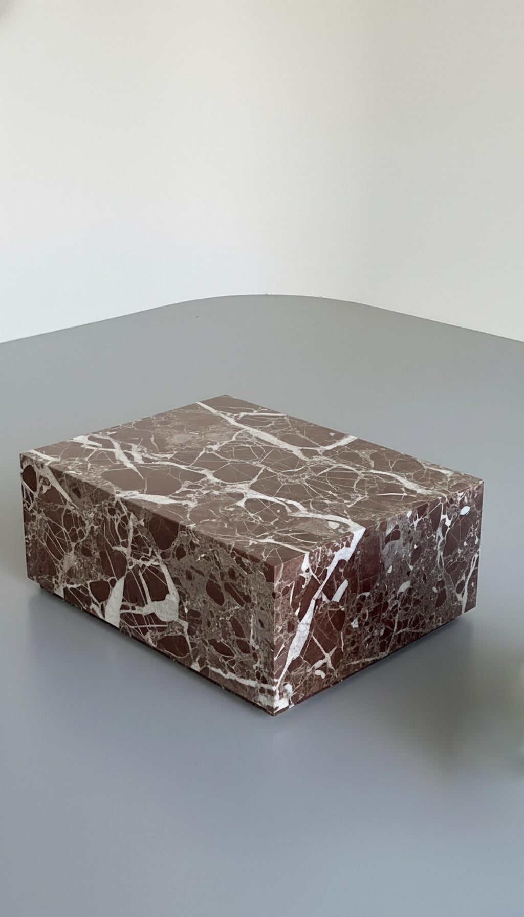 https://a.1stdibscdn.com/set-of-2-rosso-levanto-marble-block-coffee-tables-handcrafted-coffee-table-for-sale-picture-5/f_91932/f_471804421761295604085/WhatsApp_Image_2025_10_23_at_15_26_12_master.jpeg