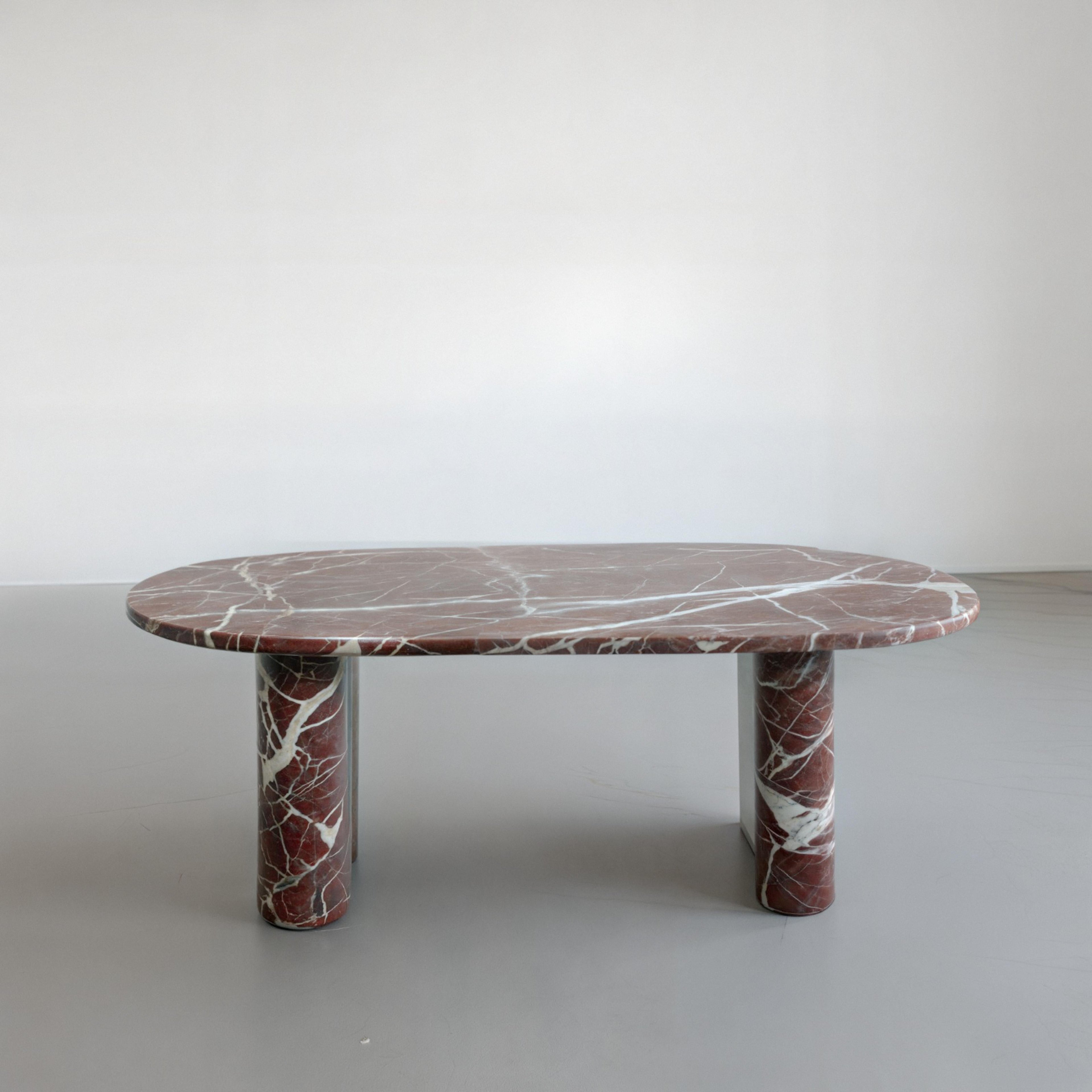 https://a.1stdibscdn.com/sculptural-rosso-levanto-marble-dining-table-italian-design-marble-table-for-sale-picture-4/f_91932/f_474218621762520063221/WhatsApp_Image_2025_11_07_at_15_37_39_1__master.jpeg