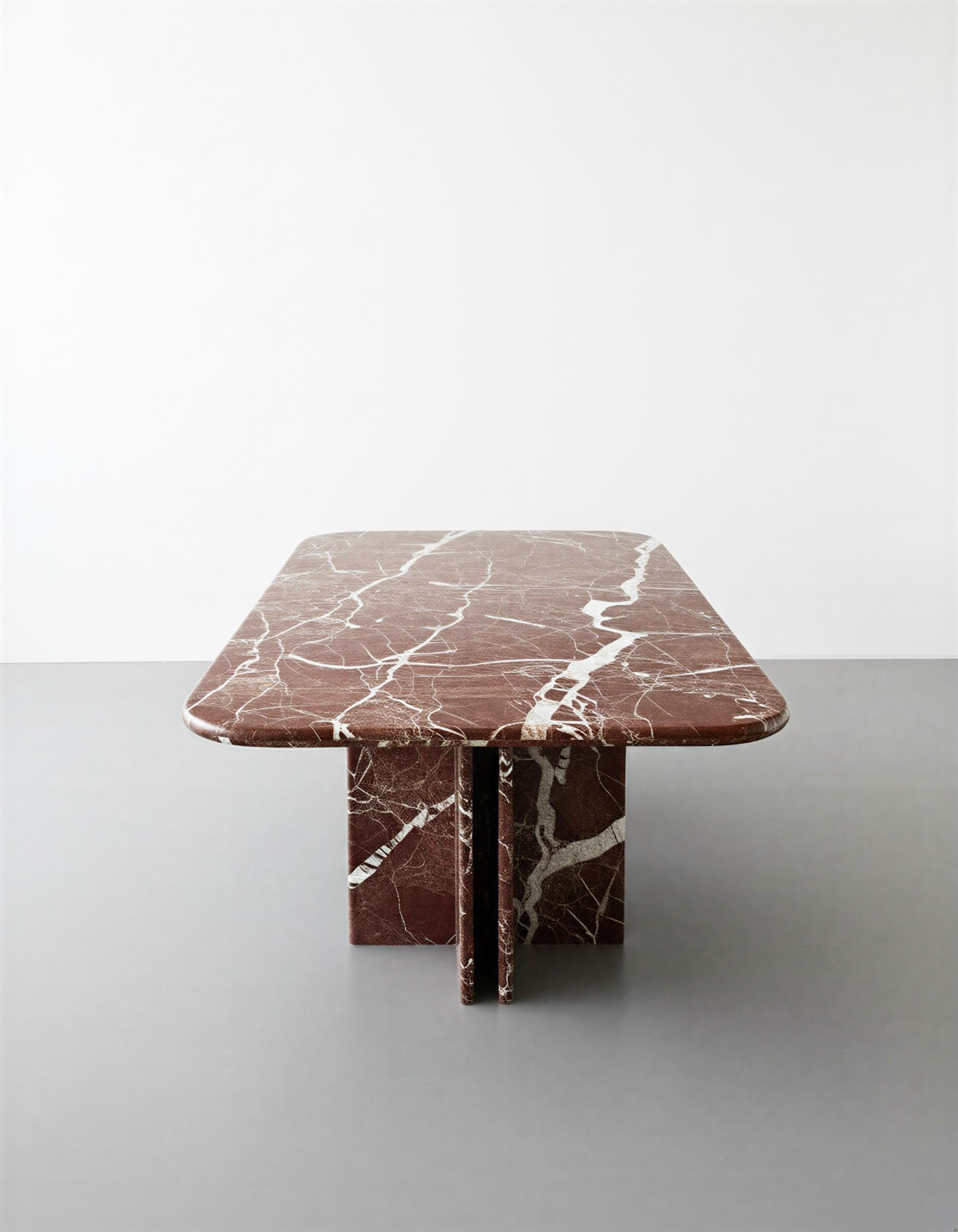 https://a.1stdibscdn.com/sculptural-red-marble-handcrafted-dining-table-rosso-levanto-table-design-for-sale-picture-2/f_91932/f_474816221762871188257/WhatsApp_Image_2025_11_11_at_17_23_34_master.jpeg