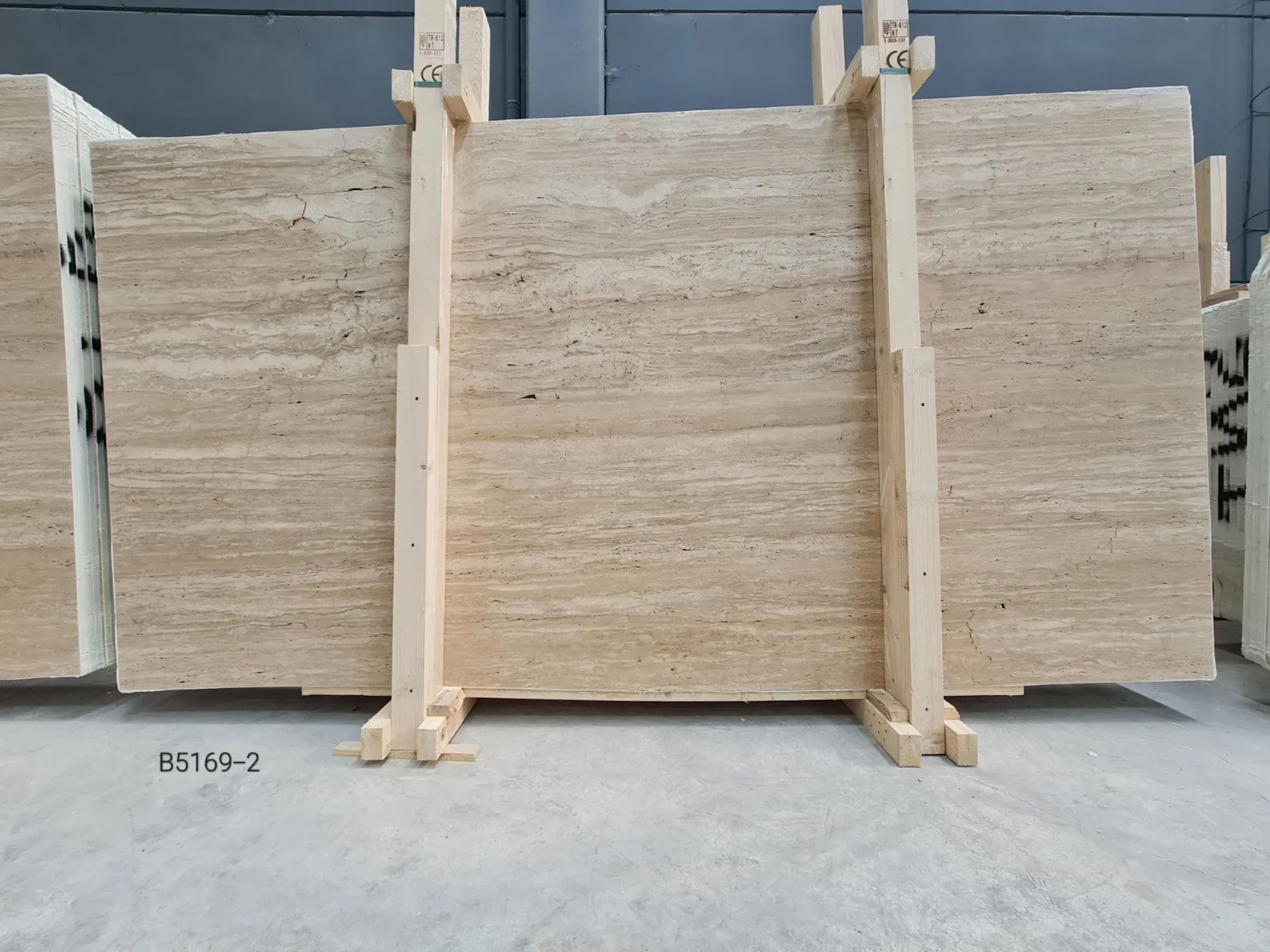 https://a.1stdibscdn.com/handcrafted-sculptural-italian-travertine-table-monolith-dining-table-for-sale-picture-10/f_91932/f_477403621764333283196/WhatsApp_Image_2025_11_27_at_12_30_02_1__master.jpeg
