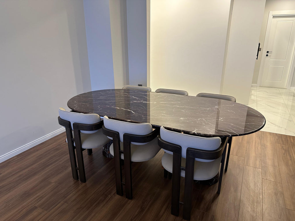 https://a.1stdibscdn.com/sculptural-red-rosso-levanto-table-handmade-marble-dining-table-for-sale-picture-4/f_91932/f_485651821769694322729/WhatsApp_Image_2026_01_27_at_18_34_17_1__master.jpeg