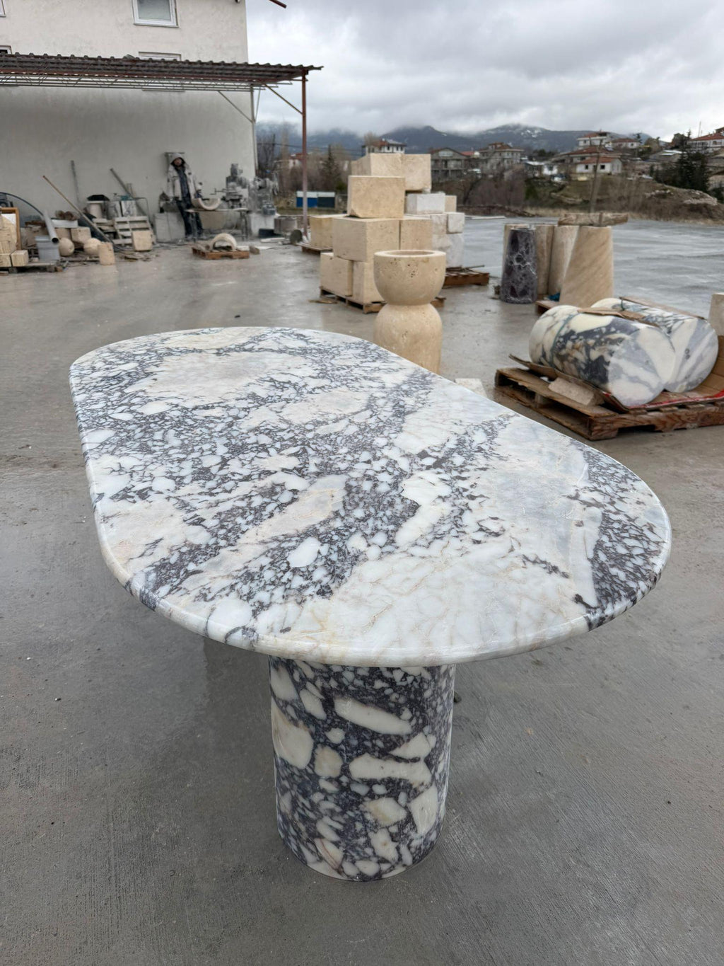 https://a.1stdibscdn.com/modern-calacatta-viola-oval-dining-table-marble-table-top-for-sale-picture-2/f_91932/f_485469321769601049191/WhatsApp_Image_2026_01_28_at_11_54_24_master.jpeg