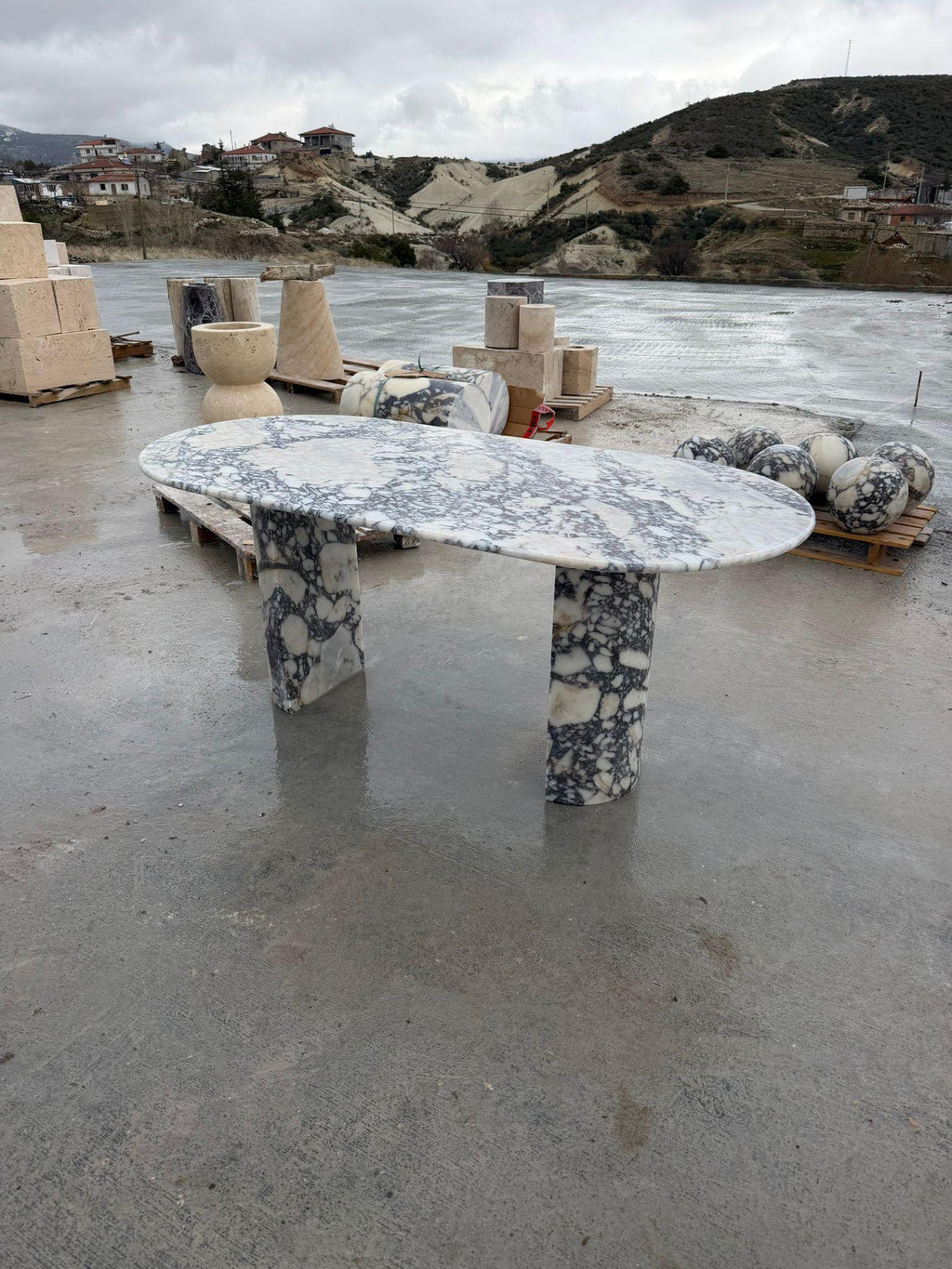 https://a.1stdibscdn.com/modern-calacatta-viola-oval-dining-table-marble-table-top-for-sale-picture-4/f_91932/f_485469321769601049683/WhatsApp_Image_2026_01_28_at_11_54_25_2__master.jpeg