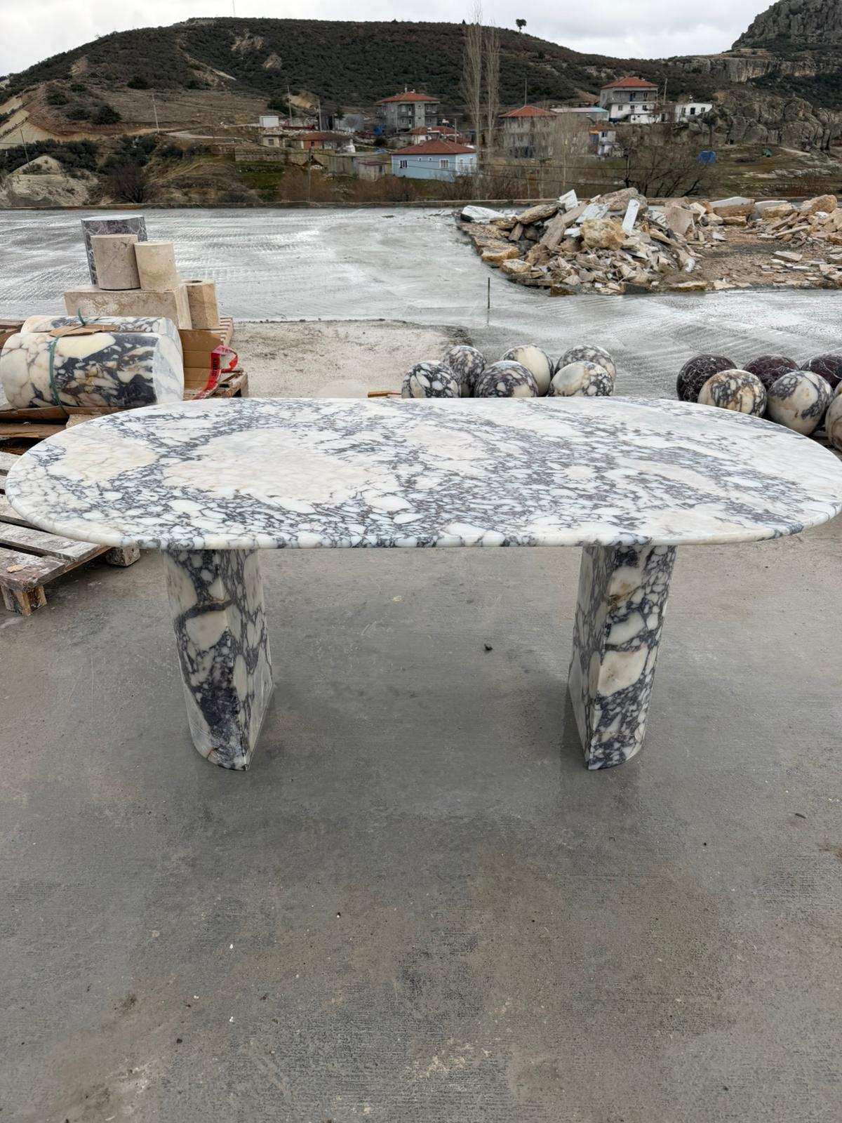 https://a.1stdibscdn.com/modern-calacatta-viola-oval-dining-table-marble-table-top-for-sale-picture-7/f_91932/f_485469321769601050144/WhatsApp_Image_2026_01_28_at_11_56_15_1__master.jpeg