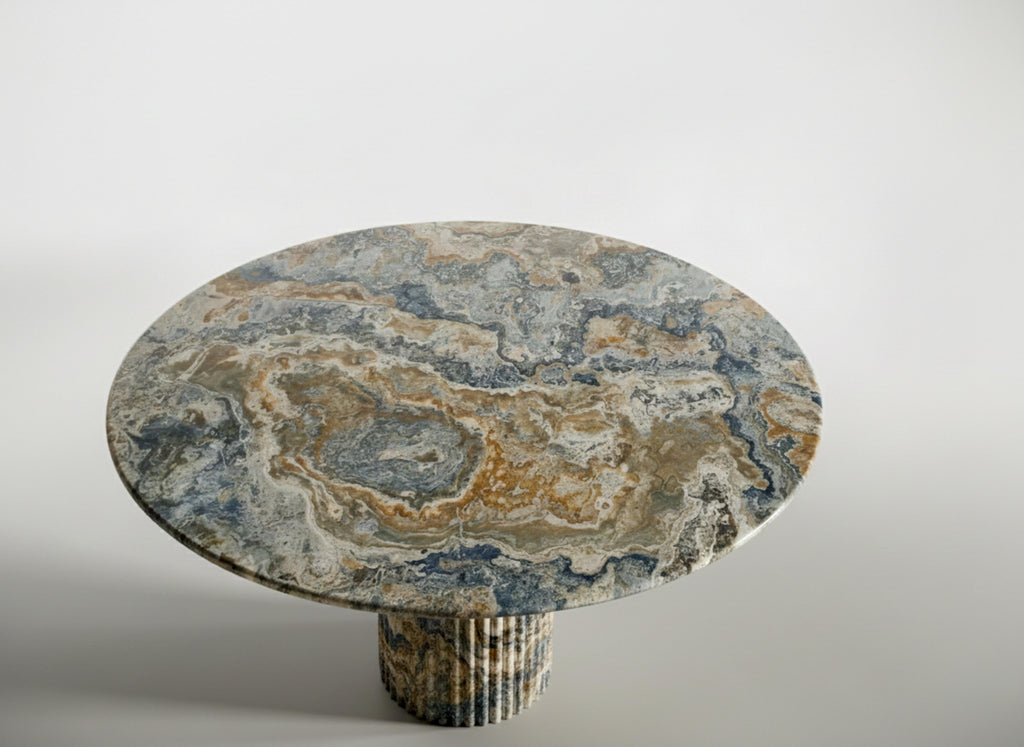 https://a.1stdibscdn.com/customizable-brown-onyx-marble-dining-table-with-fluted-base-for-sale-picture-2/f_91932/f_488300621771242718001/WhatsApp_Image_2026_02_16_at_14_27_41_master.jpeg