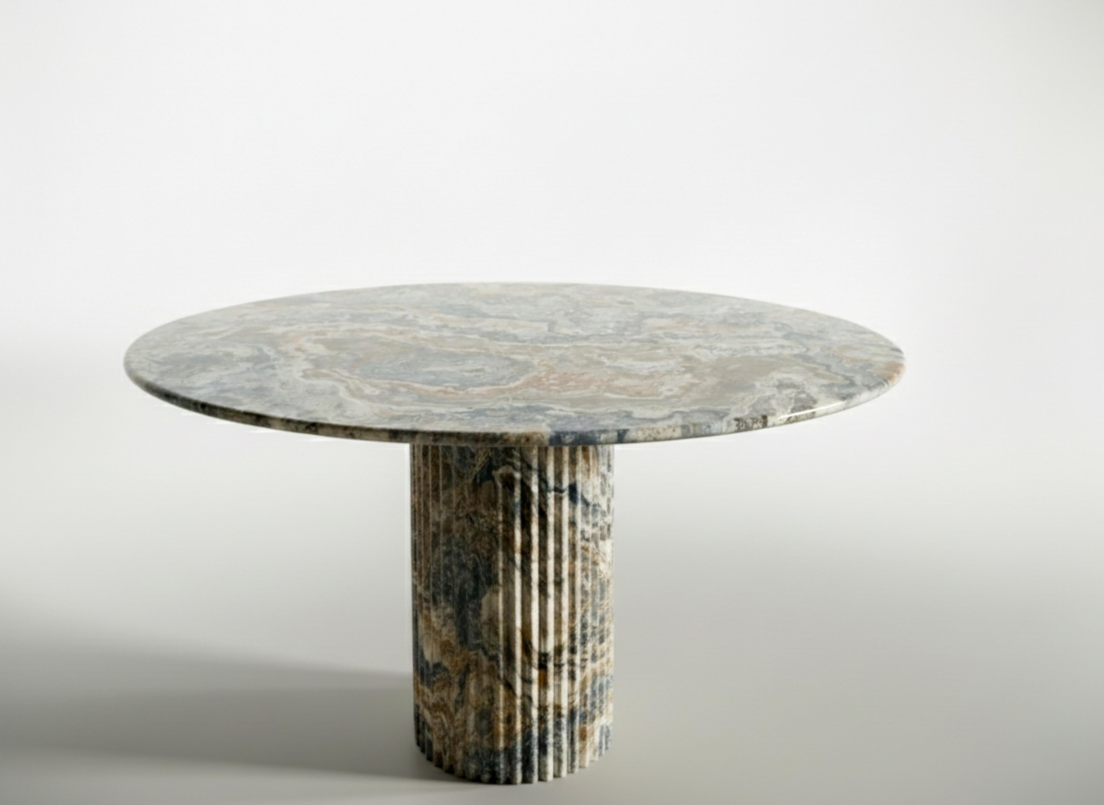 https://a.1stdibscdn.com/customizable-brown-onyx-marble-dining-table-with-fluted-base-for-sale-picture-4/f_91932/f_488300621771242819036/WhatsApp_Image_2026_02_16_at_14_27_42_master.jpeg