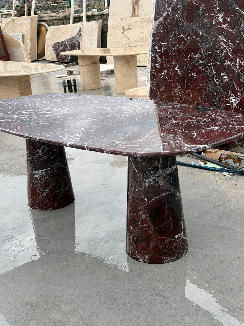 https://a.1stdibscdn.com/contemporary-rosso-levanto-marble-table-red-oval-stone-dining-table-for-sale-picture-6/f_91932/f_490696221772633698386/WhatsApp_Image_2026_03_04_at_17_06_29_1__master.jpeg