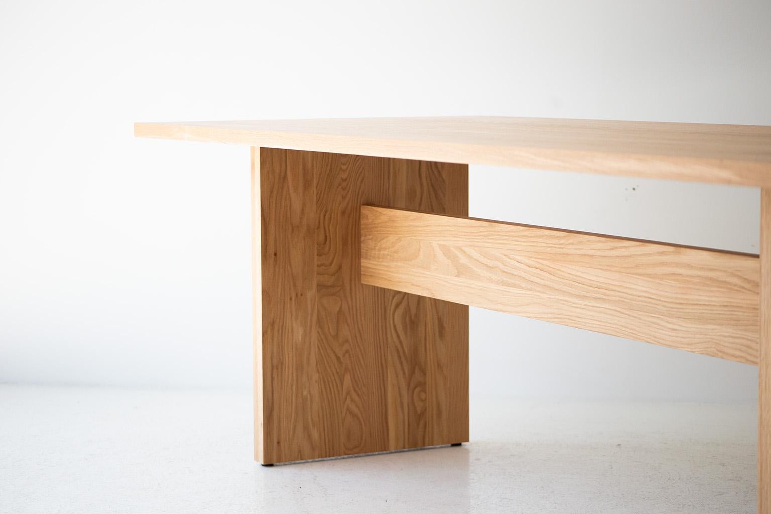https://a.1stdibscdn.com/white-oak-dining-table-the-toko-for-sale-picture-2/f_9720/f_287278821652976162773/White_Oak_Dining_Table_Toko_02_master.jpg