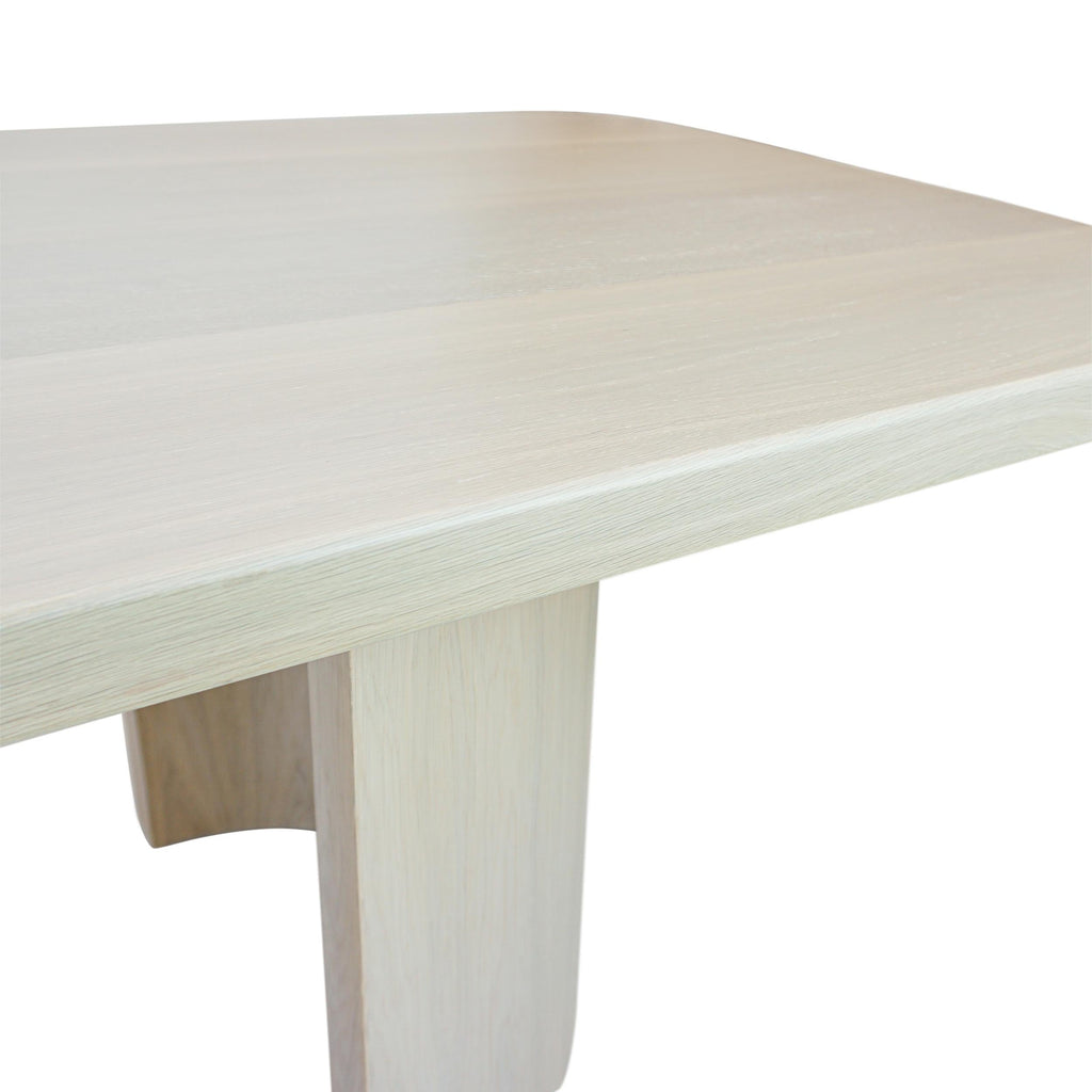 https://a.1stdibscdn.com/modern-rectangular-white-oak-dining-table-w-half-cylinder-legs-round-corners-for-sale-picture-12/f_21233/f_335760421680209516543/White_Oak_Half_Moon_Dining_Table_Angle_Edge_Detail_master.jpg