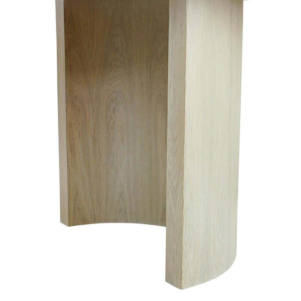 https://a.1stdibscdn.com/modern-rectangular-white-oak-dining-table-w-half-cylinder-legs-round-corners-for-sale-picture-15/f_21233/f_335760421680209521774/White_Oak_Half_Moon_Dining_Table_Legs_Detail2_master.jpg
