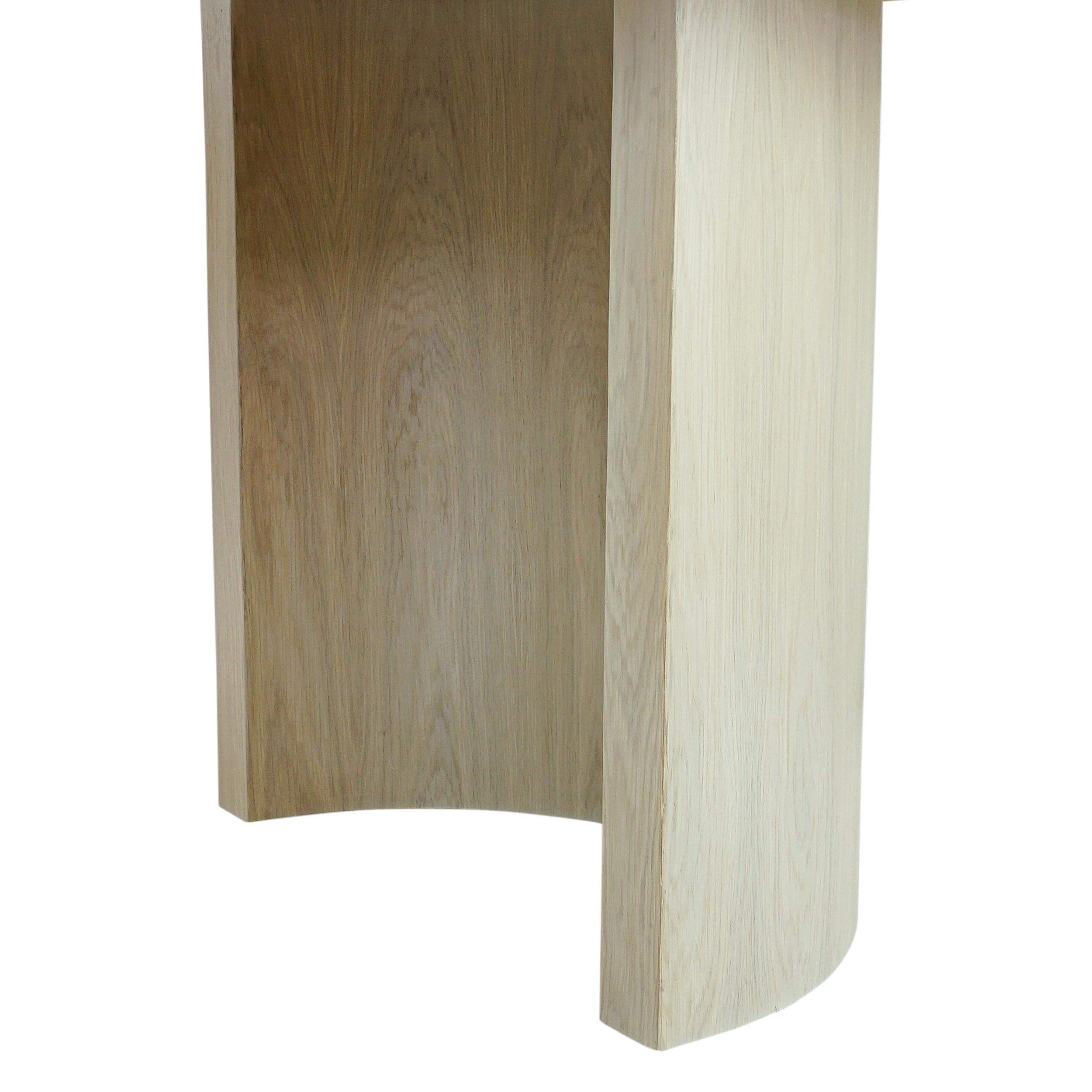 https://a.1stdibscdn.com/modern-rectangular-white-oak-dining-table-w-half-cylinder-legs-round-corners-for-sale-picture-15/f_21233/f_335760421680209521774/White_Oak_Half_Moon_Dining_Table_Legs_Detail2_master.jpg