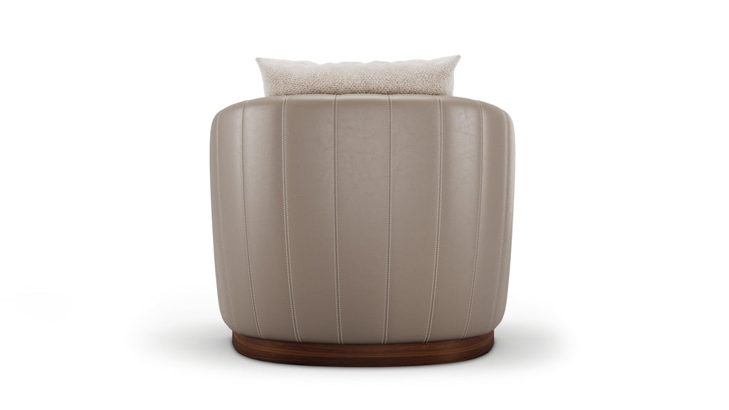 https://a.1stdibscdn.com/minimalist-windsor-armchair-from-elbra-home-for-sale-picture-7/f_104862/f_453142421749752033115/Windsor_Armchair_View_5_master.jpg
