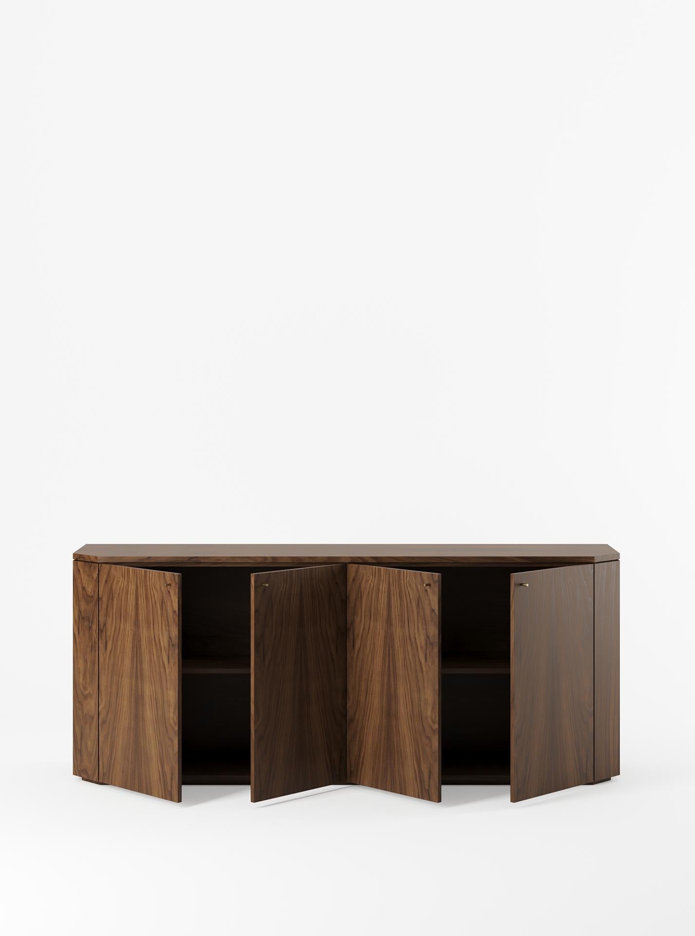 https://a.1stdibscdn.com/winston-server-in-walnut-veneer-with-solid-walnut-designed-by-kevin-frankental-for-sale-picture-7/f_59512/f_261735821678889407755/Winston_Server_Open_Front_master.jpg