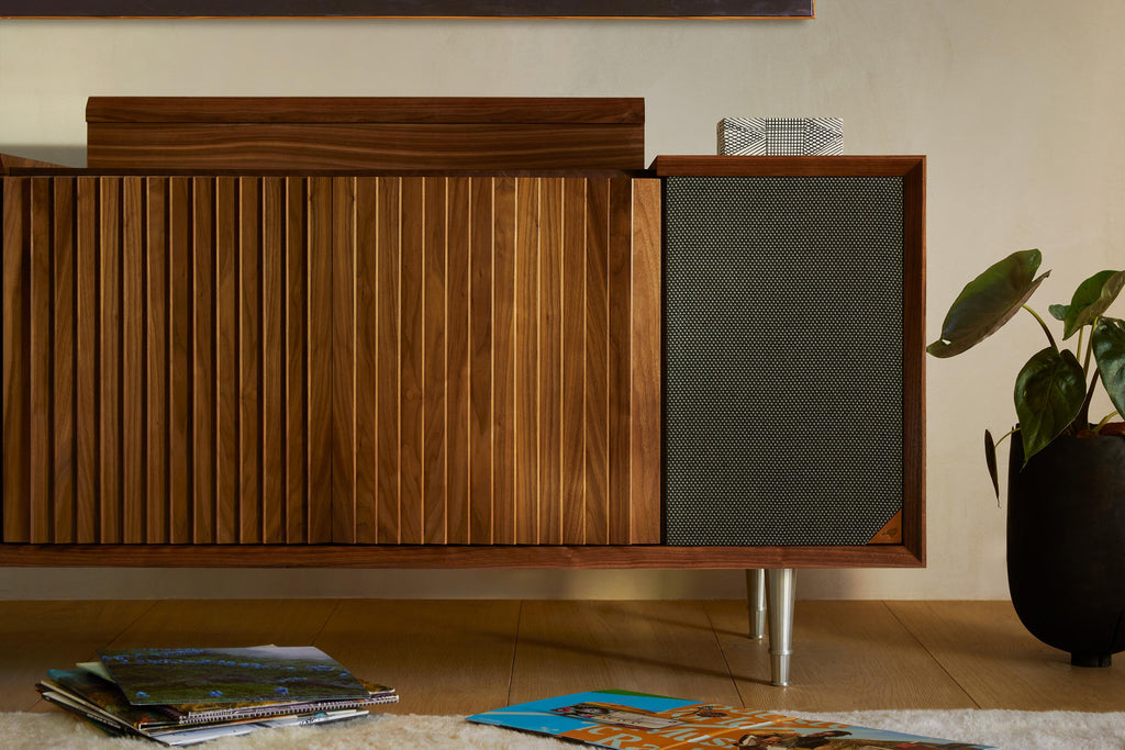 https://a.1stdibscdn.com/wrensilva-m1-record-player-console-with-integrated-music-streaming-in-walnut-for-sale-picture-10/f_105212/f_457894021752091199510/Wrensilva_02_28_202419762_FINAL_1__master.jpg