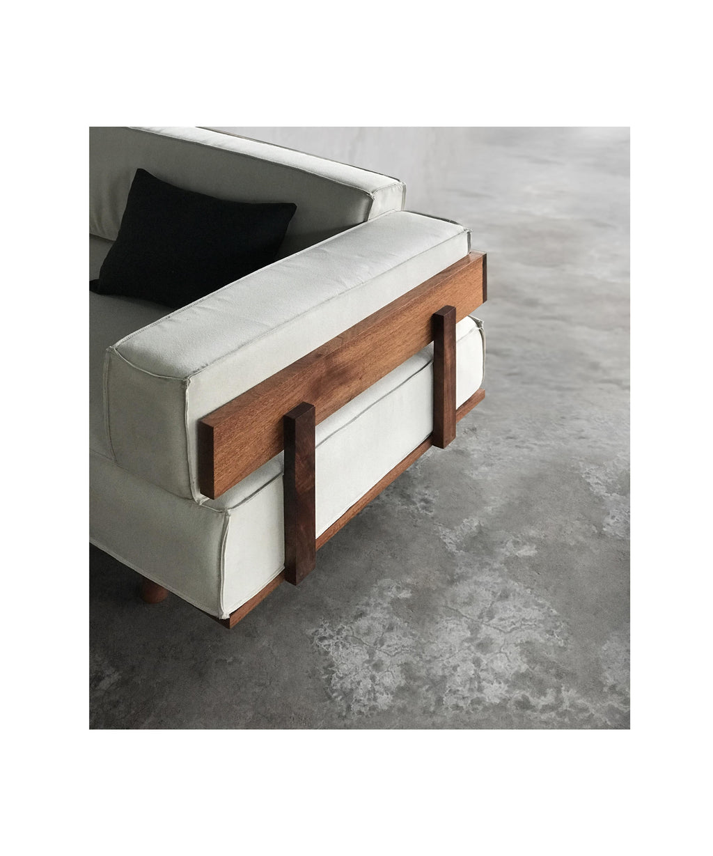 https://a.1stdibscdn.com/oak-and-walnut-xl-sofa-by-onon-details-for-sale-picture-9/f_12192/f_466843721758036259453/XL_Sofa_Supportive_8_master.jpg