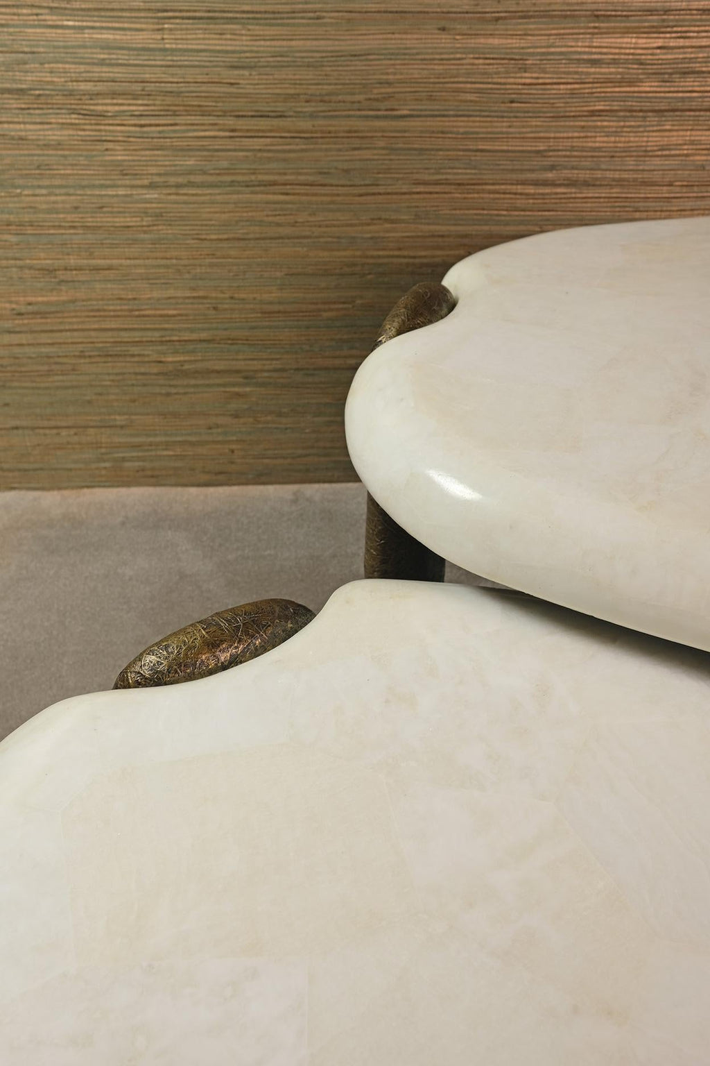 https://a.1stdibscdn.com/set-of-organic-coffee-tables-in-rock-crystal-and-bronze-finish-by-ginger-brown-for-sale-picture-9/f_56622/f_444097821744035607092/XT3X8359fhd_master.jpg