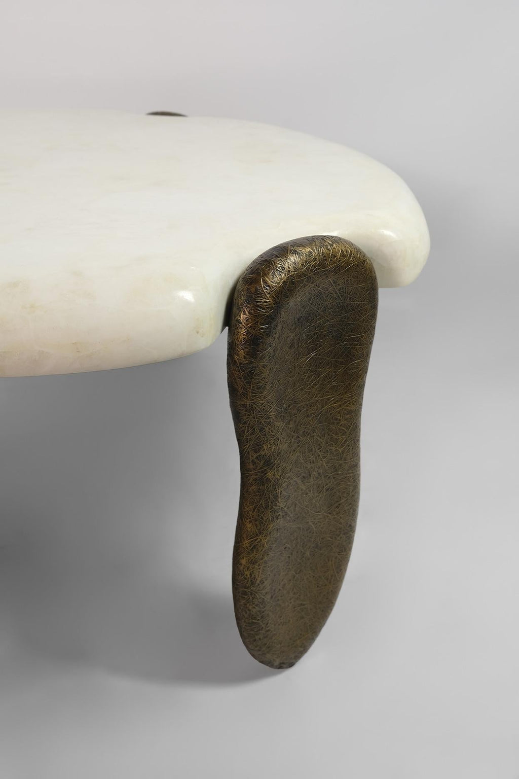 https://a.1stdibscdn.com/set-of-organic-coffee-tables-in-rock-crystal-and-bronze-finish-by-ginger-brown-for-sale-picture-7/f_56622/f_444097821744035586815/XT3X8371fhd_master.jpg