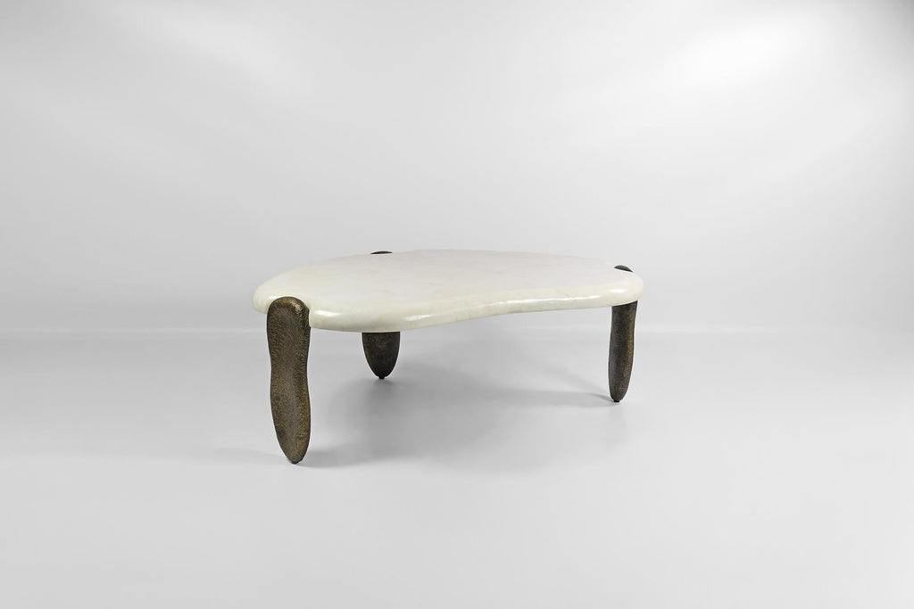 https://a.1stdibscdn.com/set-of-organic-coffee-tables-in-rock-crystal-and-bronze-finish-by-ginger-brown-for-sale-picture-12/f_56622/f_444097821744037870820/XT3X8488fhd_master.jpg