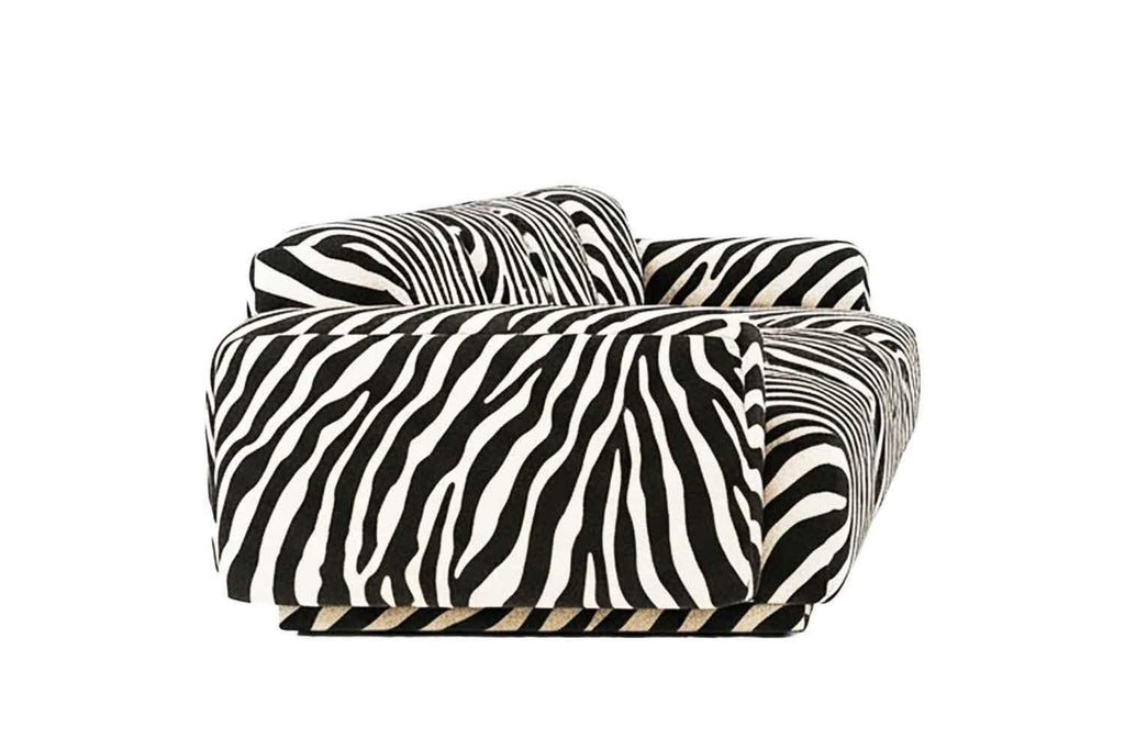 https://a.1stdibscdn.com/sculptural-contemporary-zebra-patterned-modular-sofa-abundancia-for-sale-picture-4/f_105132/f_466703221757945847554/X_4_Zebra_master.jpg