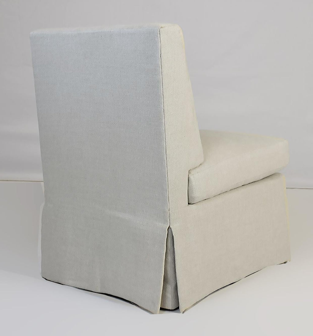 https://a.1stdibscdn.com/lejune-upholstery-ella-slipper-chair-in-linen-floor-sample-for-sale-picture-4/f_19743/f_363848121696002612741/Xnl68KBw_master.jpeg