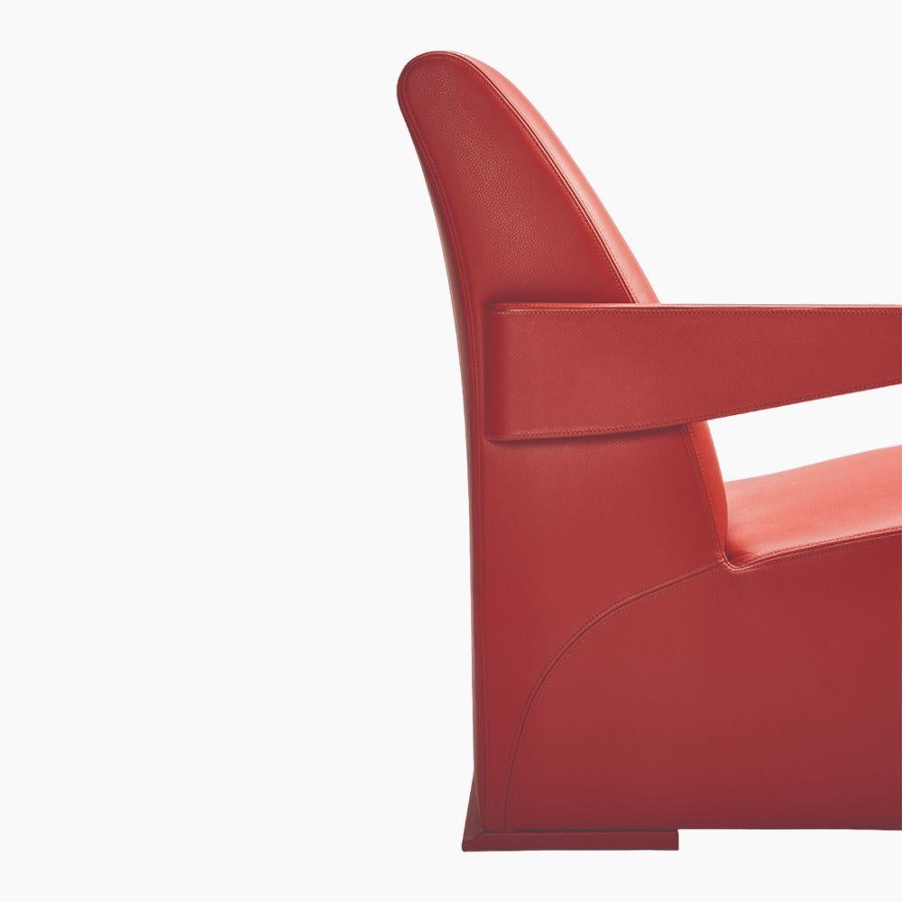 https://a.1stdibscdn.com/ying-armchair-leather-armrests-for-sale-picture-4/f_45022/f_443271721743495968175/Ying_4_1_04_25_master.jpg