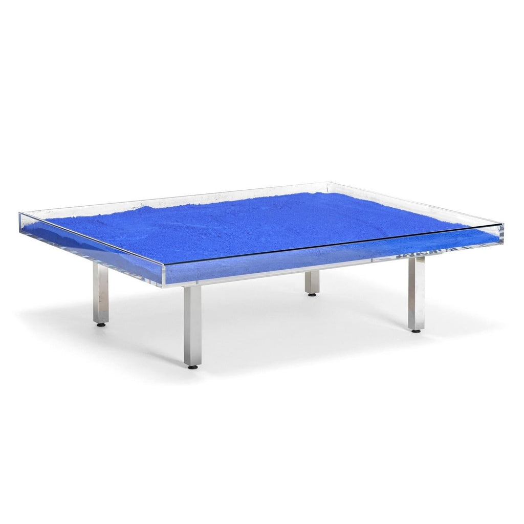 https://a.1stdibscdn.com/set-of-3-yves-klein-tables-monopink-monogold-ykb-for-sale-picture-3/f_49571/f_185779721585944632889/Yves_klein_03_master.jpg