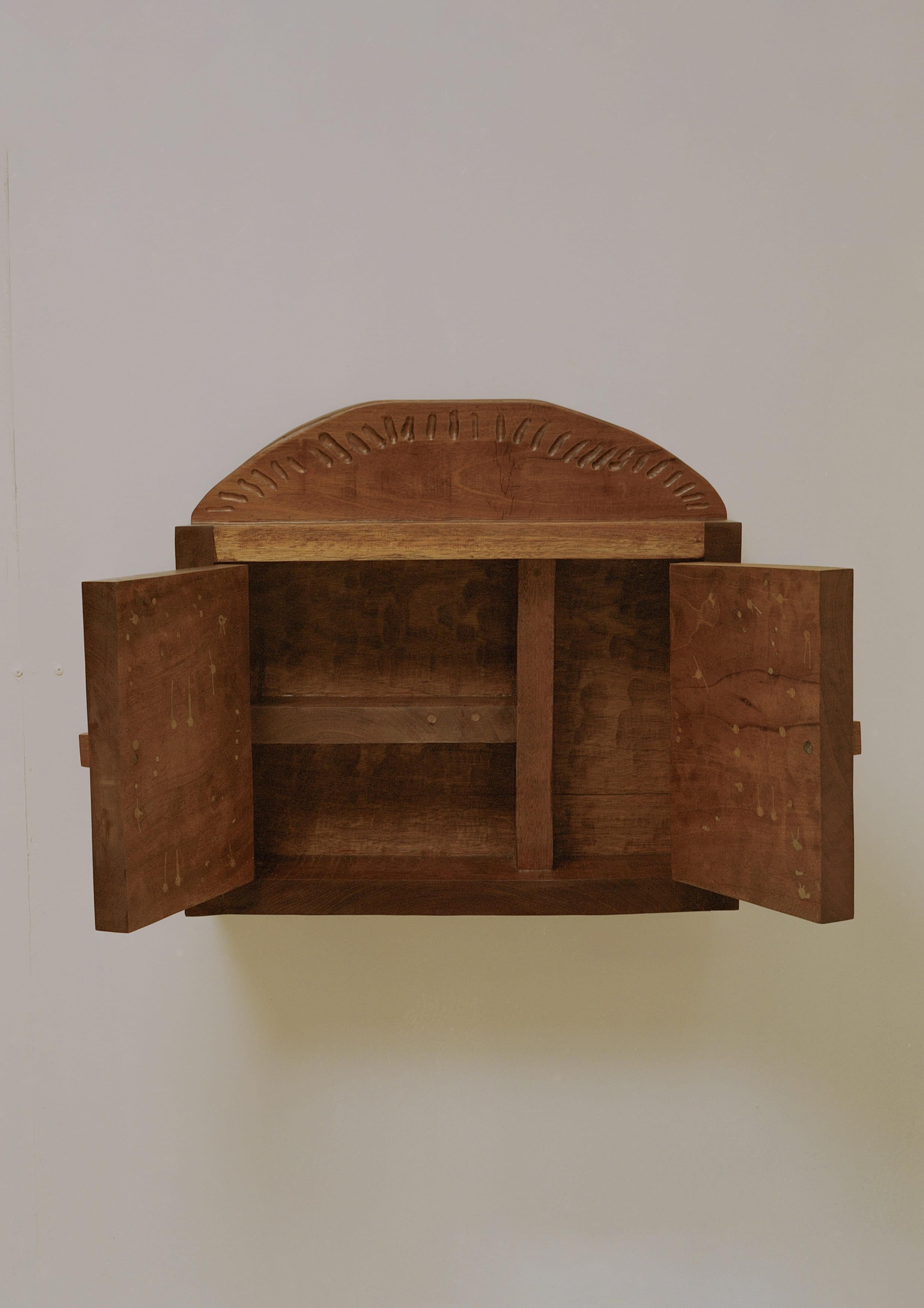 https://a.1stdibscdn.com/cabinet-by-rafael-triboli-for-sale-picture-4/f_85052/f_402321721718738064192/ZE_Z__master.jpg