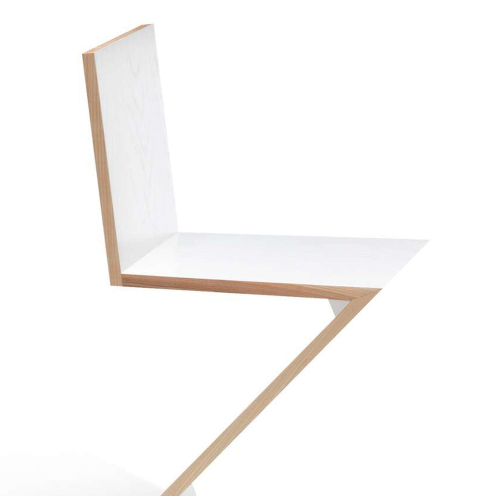 https://a.1stdibscdn.com/set-of-two-zig-zag-chair-by-gerrit-thomas-rietveld-for-cassina-for-sale-picture-2/f_14272/f_278123521647423664081/ZIGZAGB3_master.jpg