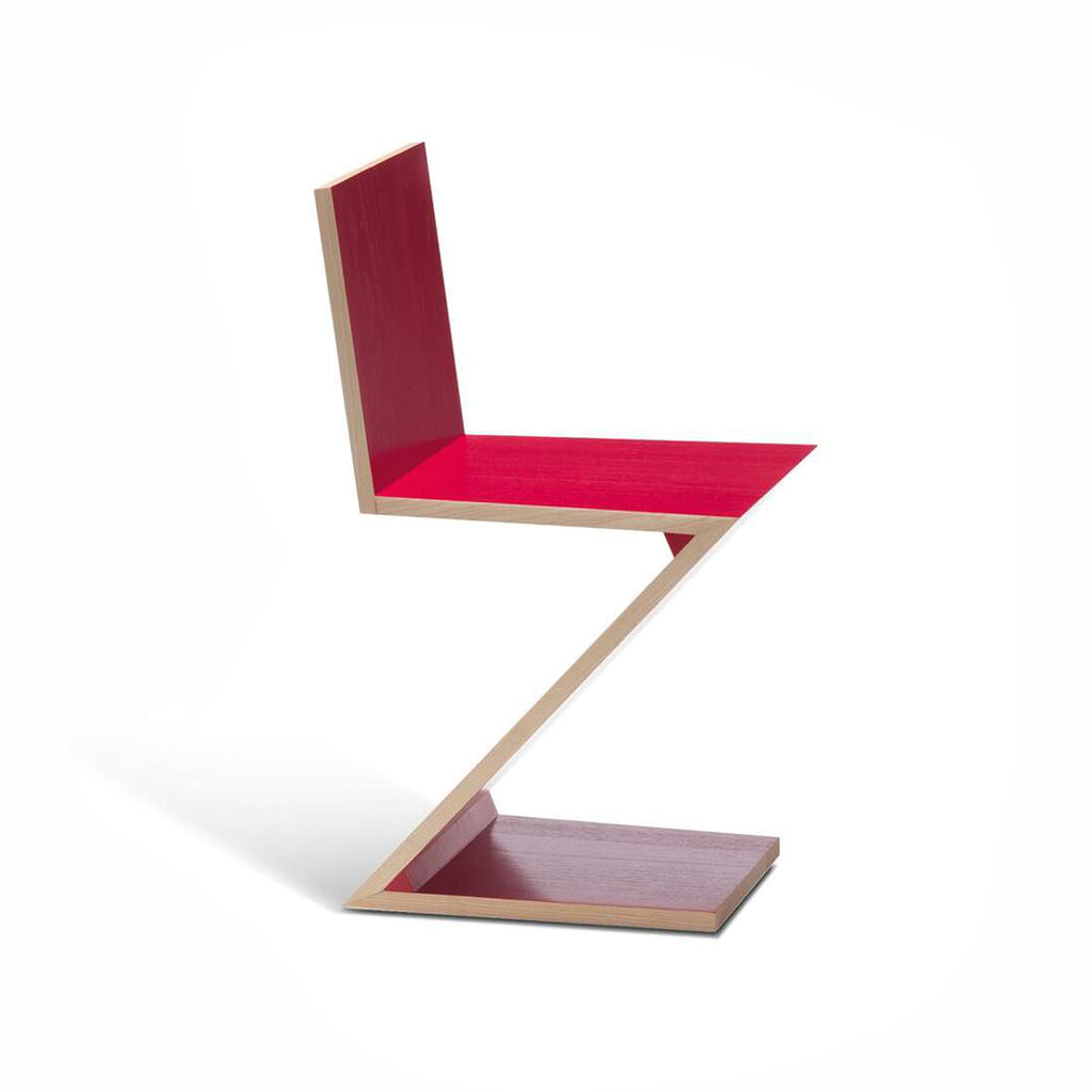 https://a.1stdibscdn.com/gerrit-thomas-rietveld-zig-zag-chair-by-cassina-for-sale-picture-2/f_14272/f_277754821647251672419/ZIGZAGROJO_master.jpg