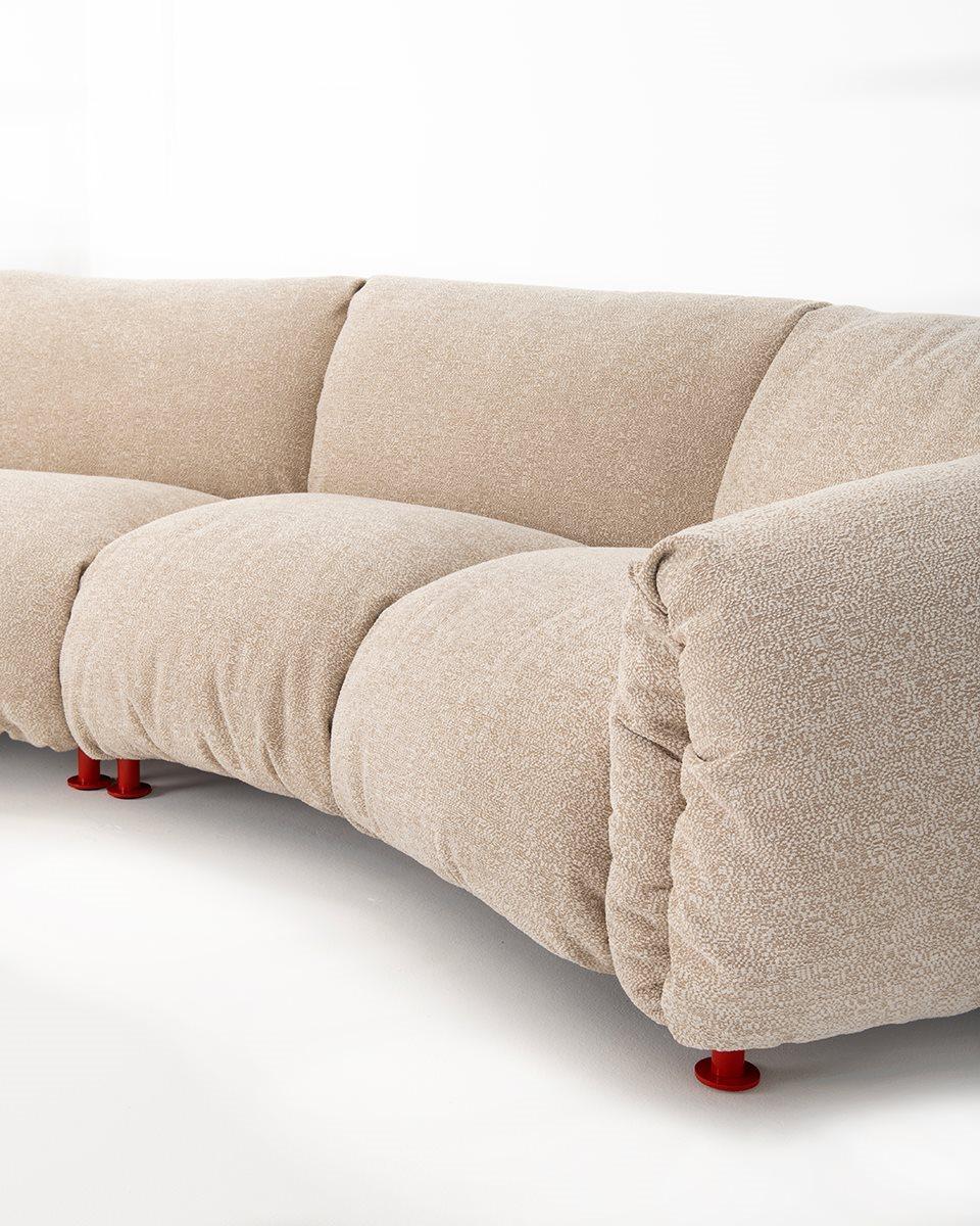 https://a.1stdibscdn.com/customizable-zanotta-zaza-max-sofa-by-studio-zaven-for-sale-picture-10/f_44652/f_448914221746478099758/Zanotta_divano_ZaZa_max1046_IP03_Viero_24607_master.jpg