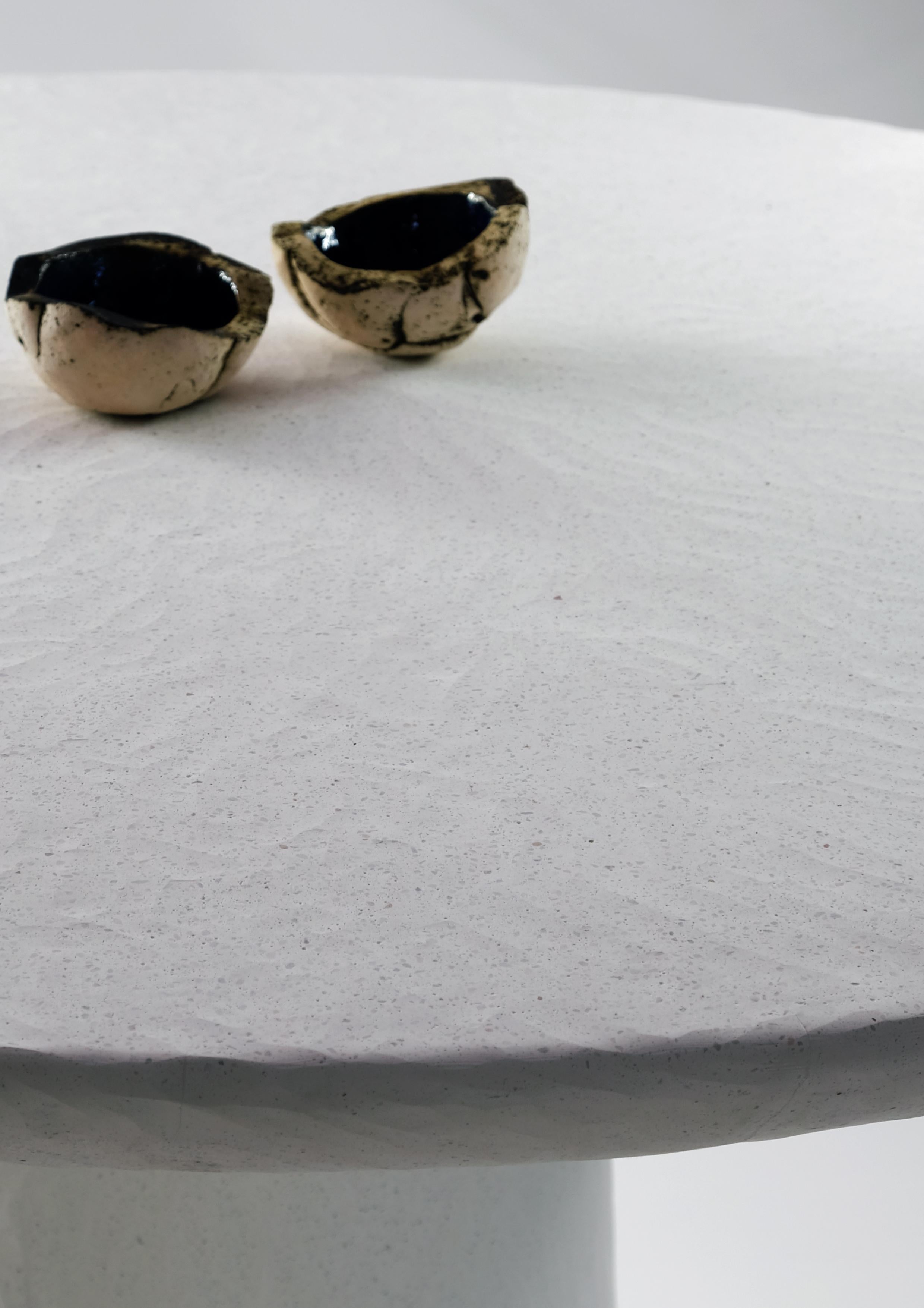 https://a.1stdibscdn.com/organic-modern-table-poise-sculpted-in-cast-stone-by-alentes-atelier-for-sale-picture-3/f_56452/f_378291721704639003222/a4_2_master.jpg