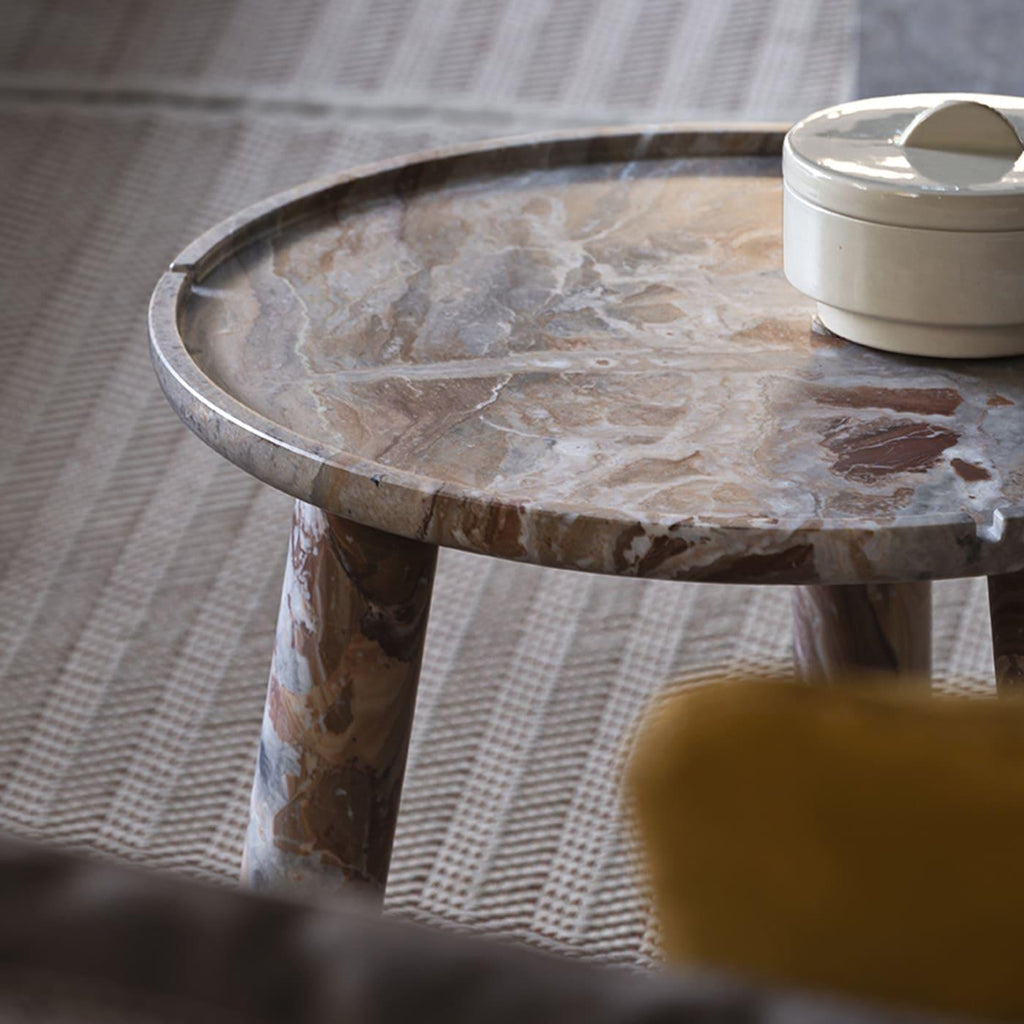 https://a.1stdibscdn.com/stone-round-coffee-table-50-by-ludovica-and-roberto-palomba-for-sale-picture-3/f_17062/f_275287521645787633671/a6e7dcgdw0qof0y5an7v9mep42d6_master.jpg