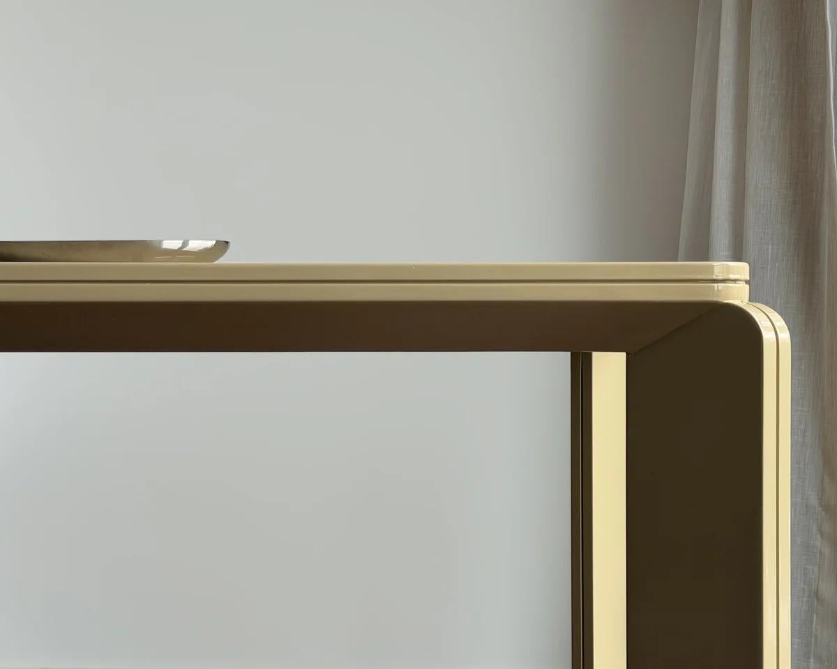 https://a.1stdibscdn.com/ron03-dining-table-for-sale-picture-3/f_108562/f_490817321772706649155/a_forma_table_s2_master.jpg