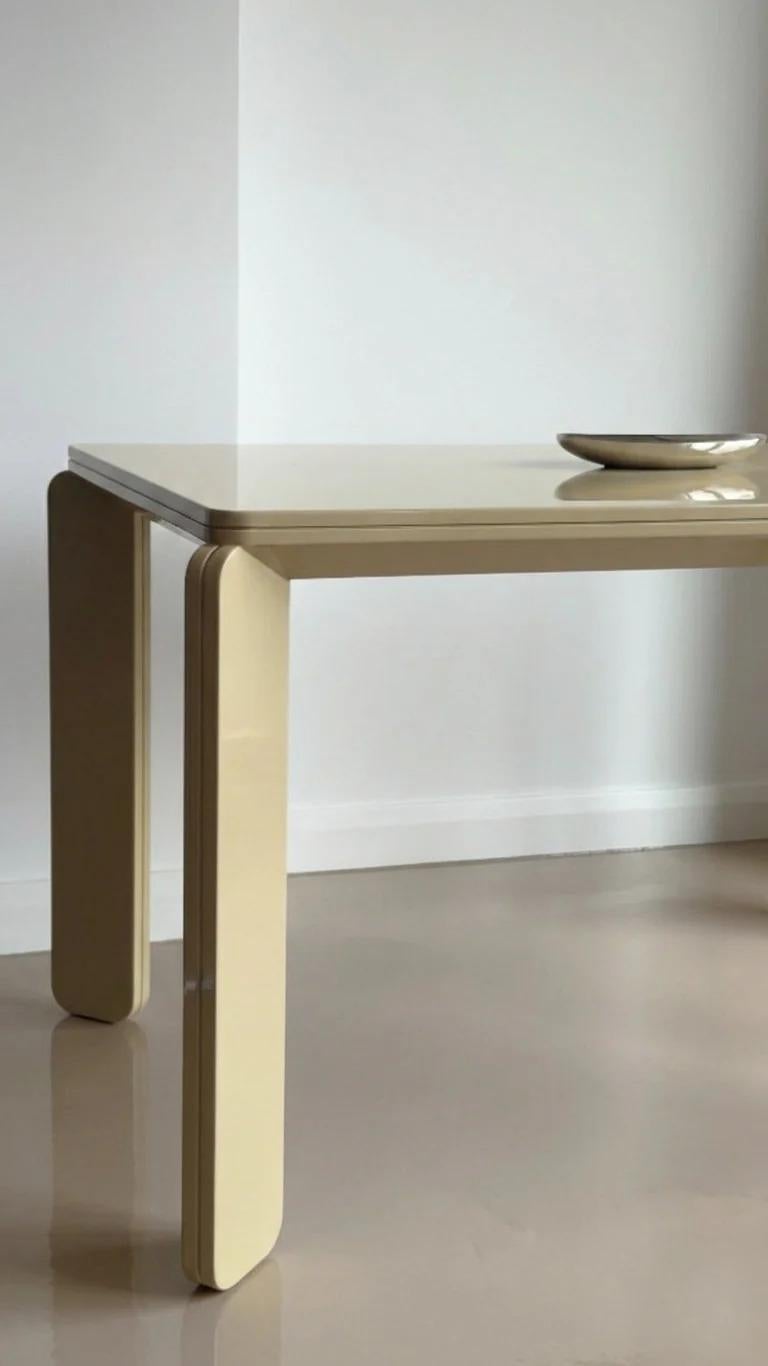 https://a.1stdibscdn.com/ron03-dining-table-for-sale-picture-4/f_108562/f_490817321772706649327/a_forma_table_s4_master.jpg