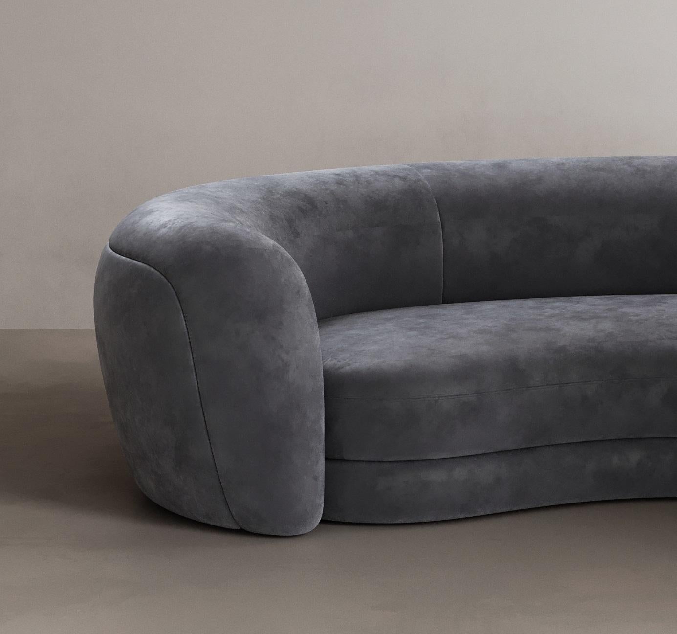 https://a.1stdibscdn.com/palace-sofa-ii-in-lelievre-paris-cosmos-cotton-velvet-by-paloma-editions-for-sale-picture-4/f_12192/f_476154421763562188186/aa_master.jpg