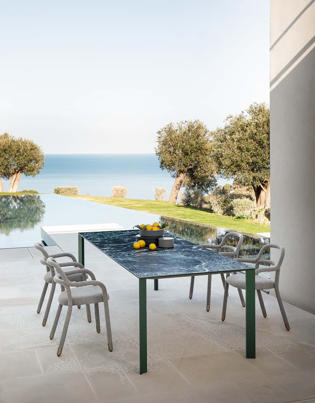 https://a.1stdibscdn.com/outdoor-dining-table-with-black-ceramic-top-for-sale-picture-7/f_27693/f_304441221663276627935/akashi_10_master.jpg