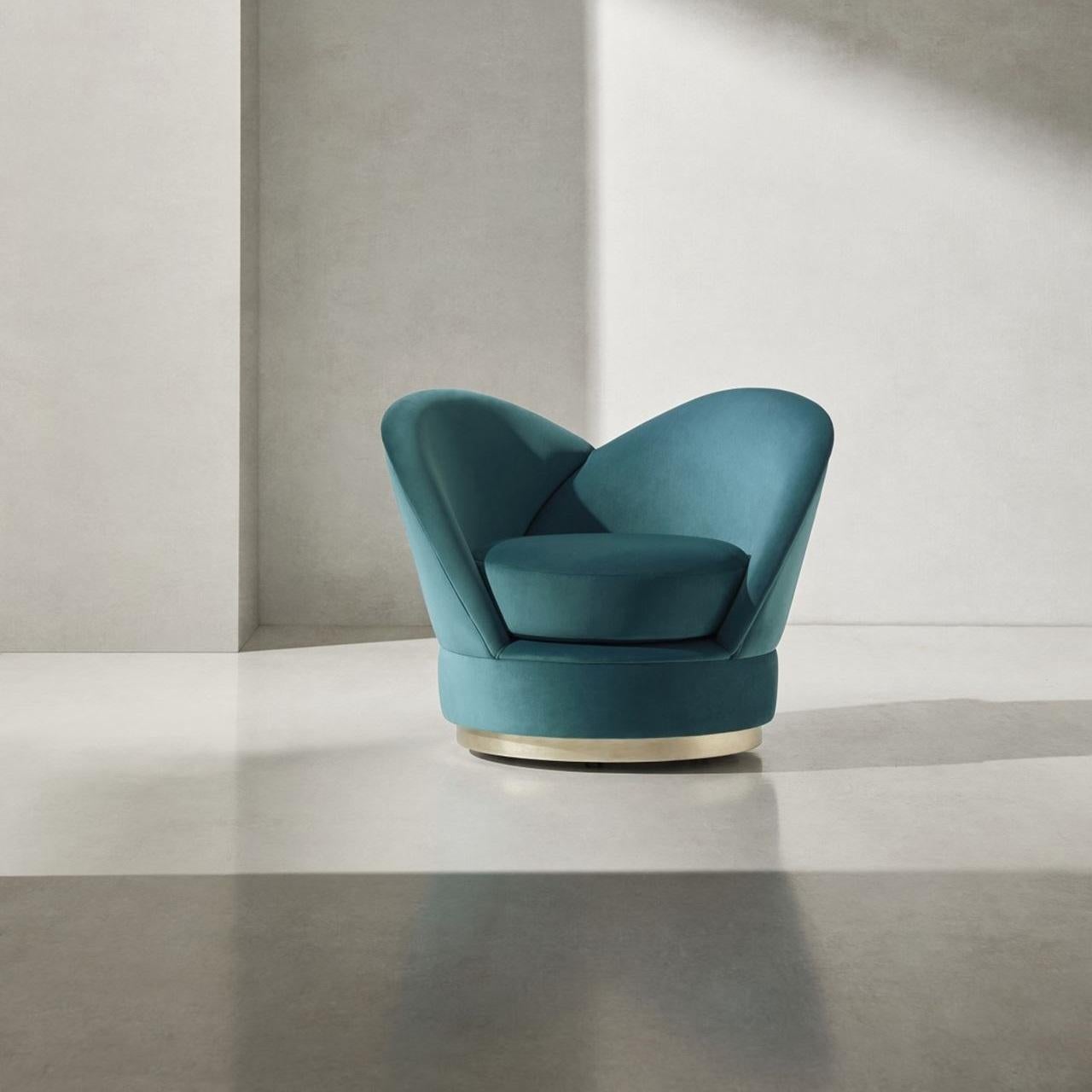 https://a.1stdibscdn.com/armchair-on-castors-made-to-order-in-custom-finishes-for-sale-picture-3/f_27693/f_306474721664545070208/alexandra_blooms_armchair3_master.jpg