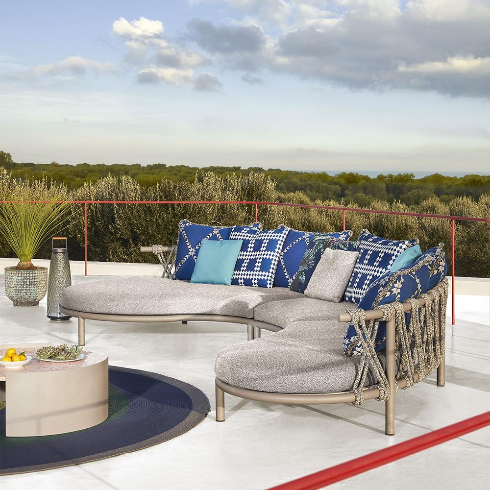 https://a.1stdibscdn.com/patricia-urquiola-trampoline-outdoor-sofa-steel-rope-and-fabric-by-cassina-for-sale-picture-9/f_14272/f_294338821657010369241/ambient_c_master.jpg